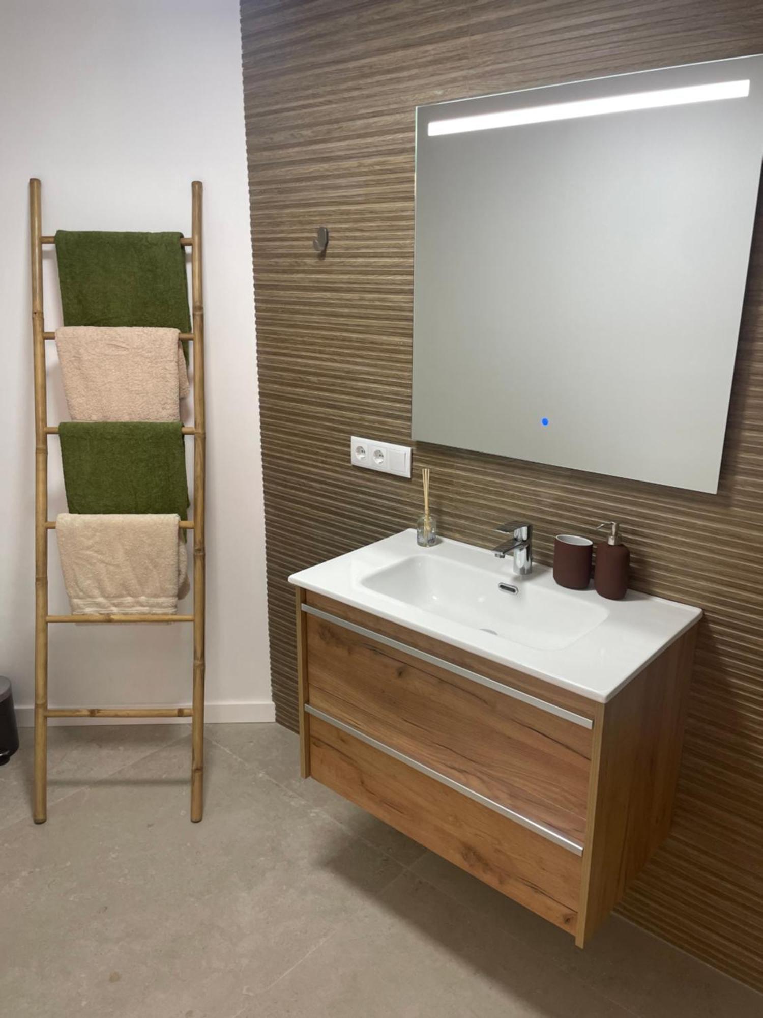 Galdos Flats By Vivo Gc *
