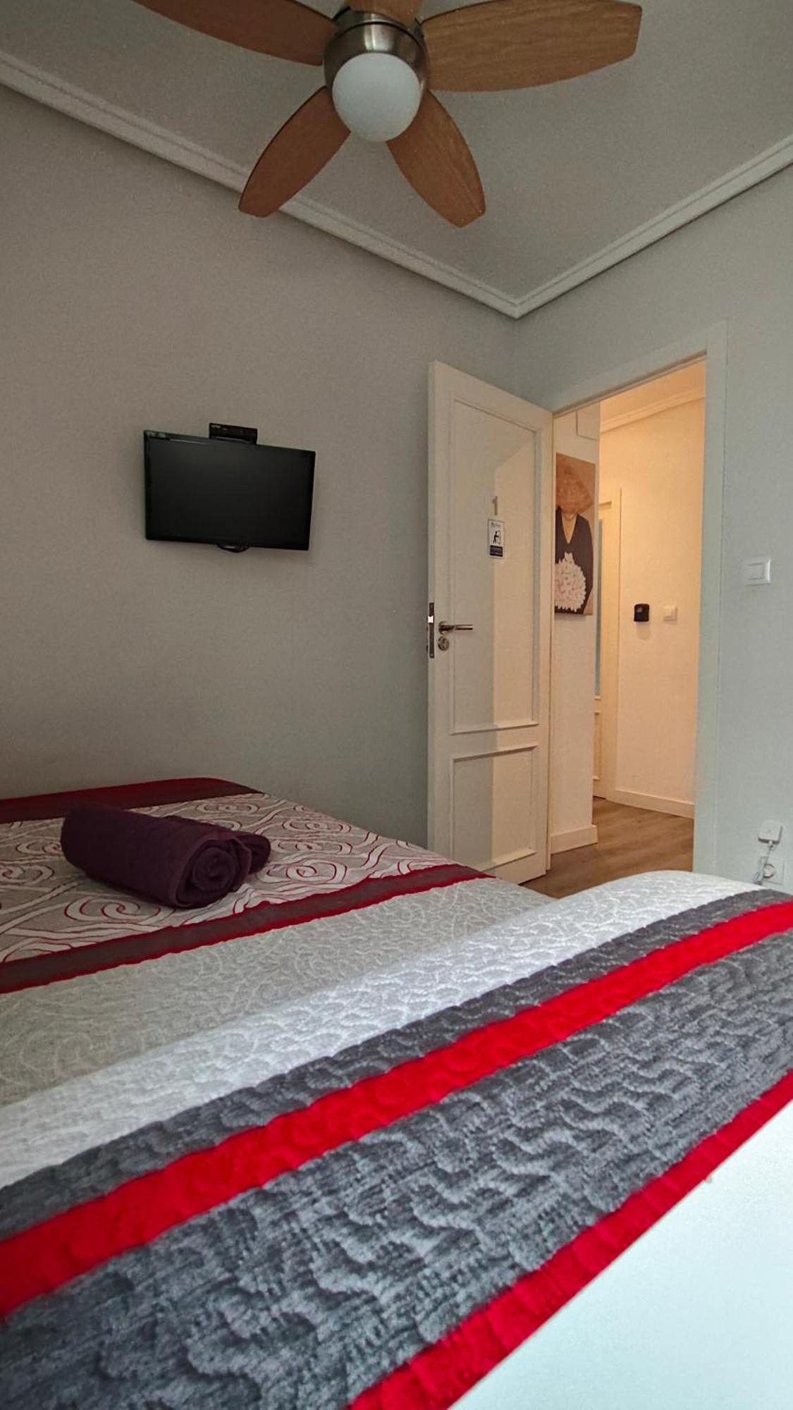 Habitación en casa particular Paul's - No Turistico Valencia