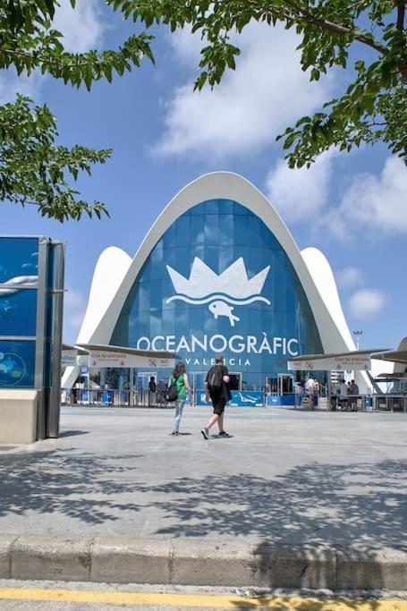 Romantic N6 Oceanografico By Virkin * Valencia