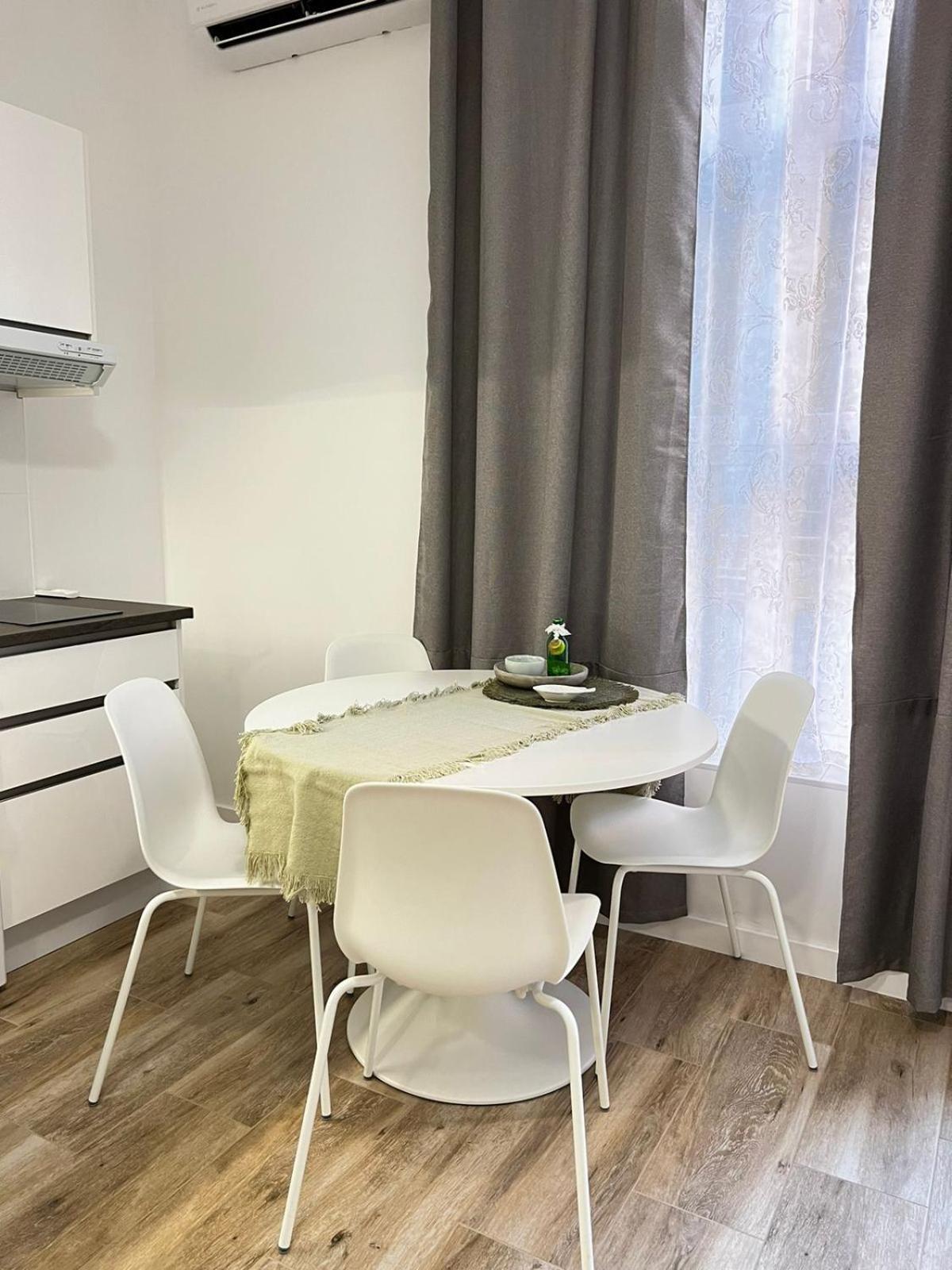 Rodrigues 15 * Valencia