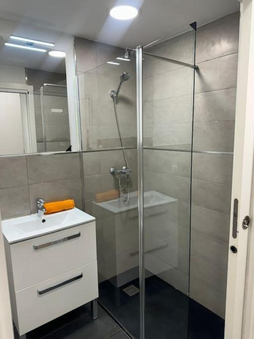Apartamento Urbano Muy Bien Conectado