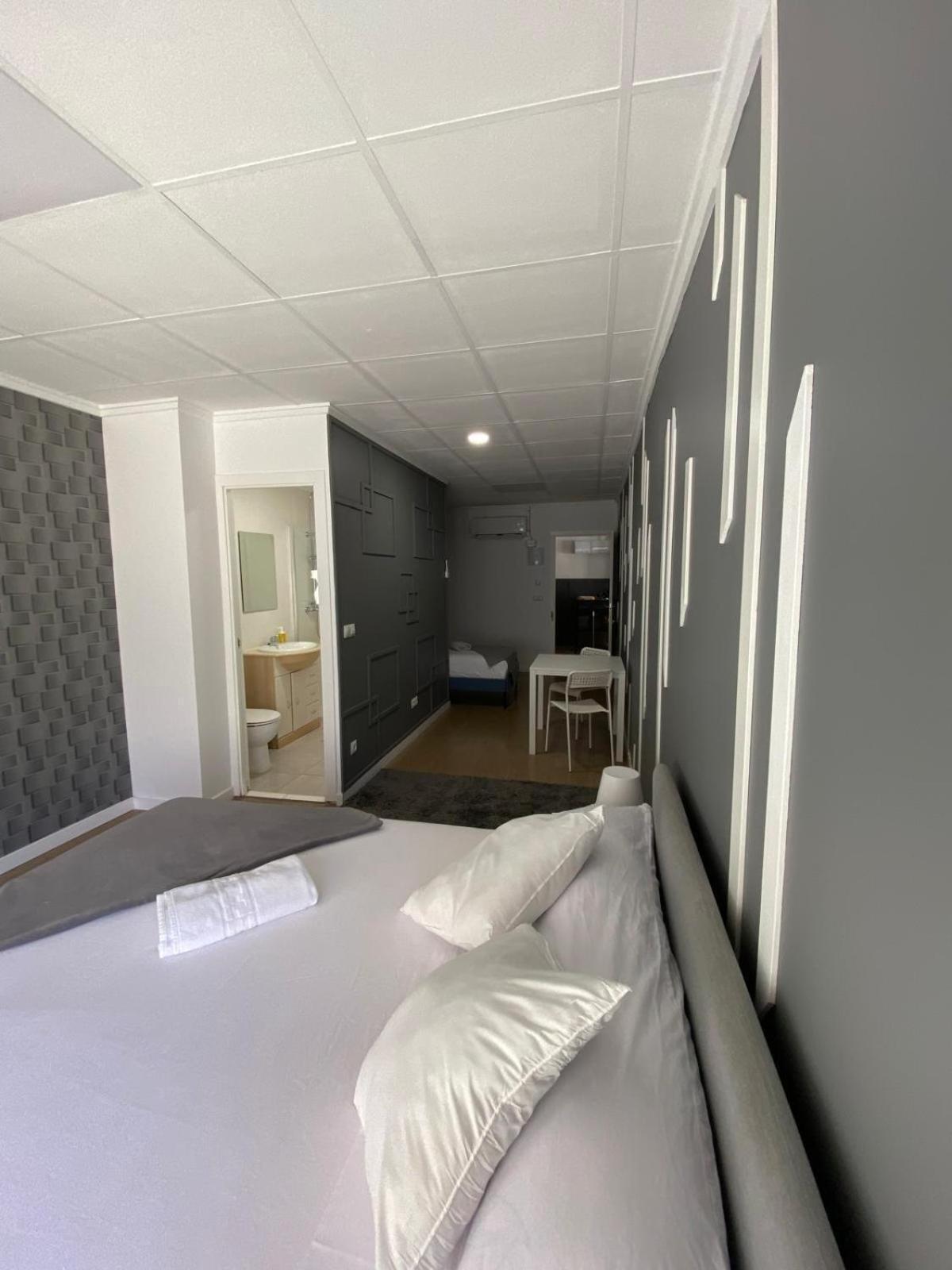 Optimus Comfort Hostal