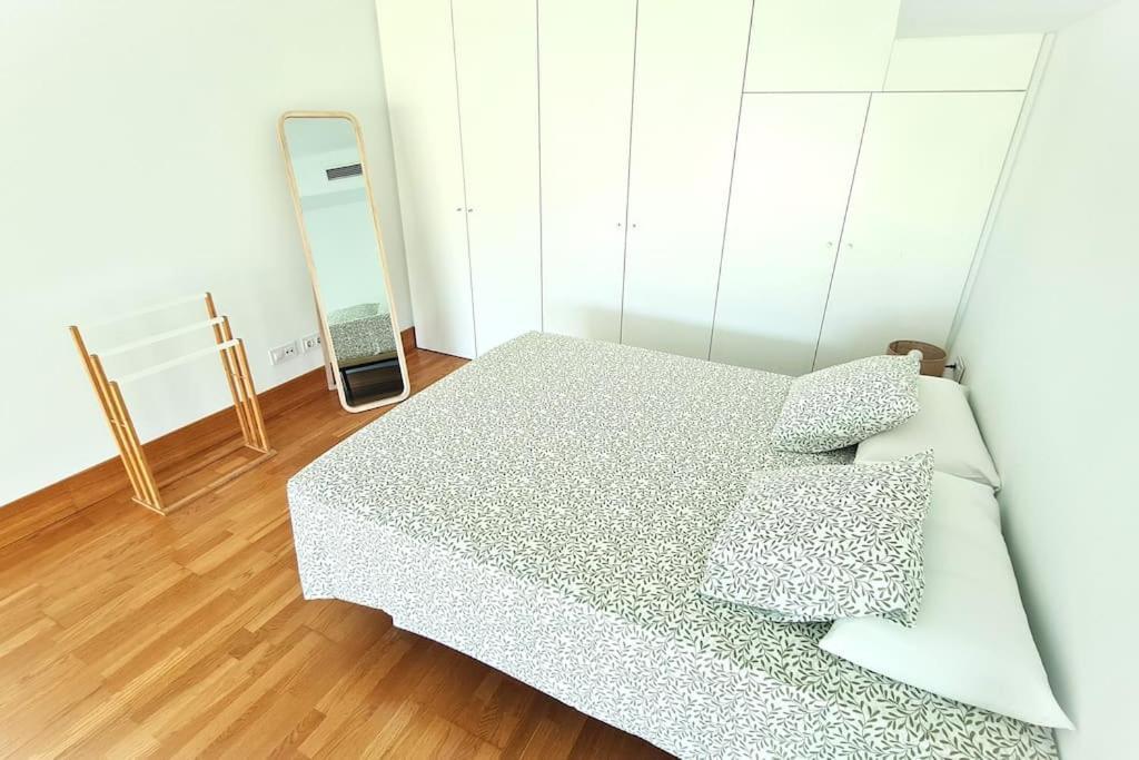 Apartamento Luxury E-arenas 117 With Terrace In Edificio Arenas
