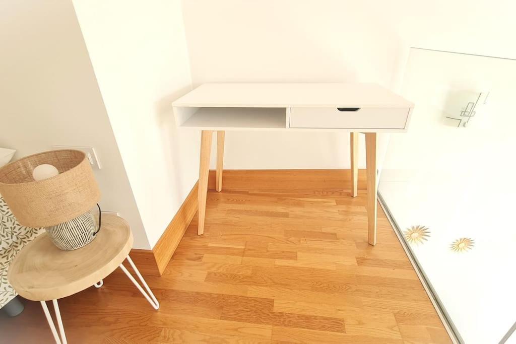 Luxury E-arenas 117 With Terrace In Edificio Arenas *