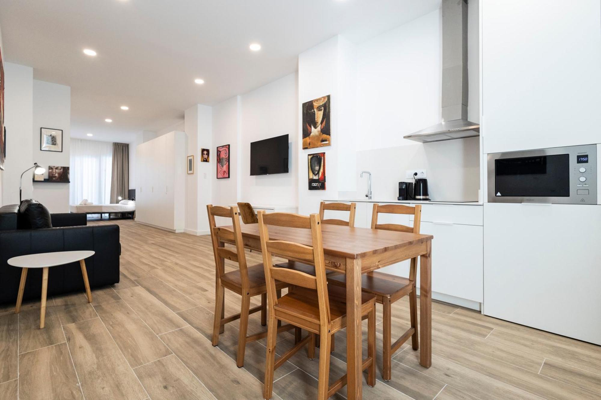La Casa De La Pintora By Concept Flats Apartment