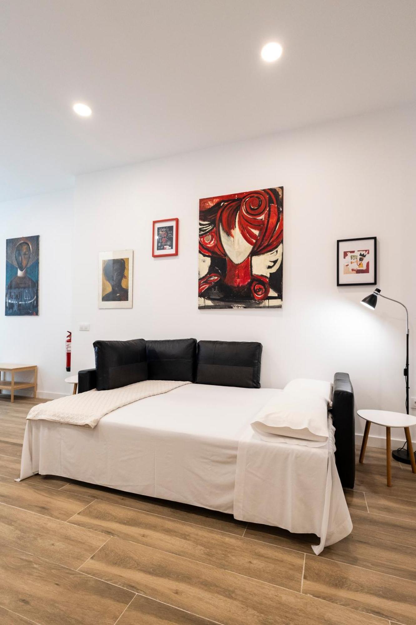 La Casa De La Pintora By Concept Flats *