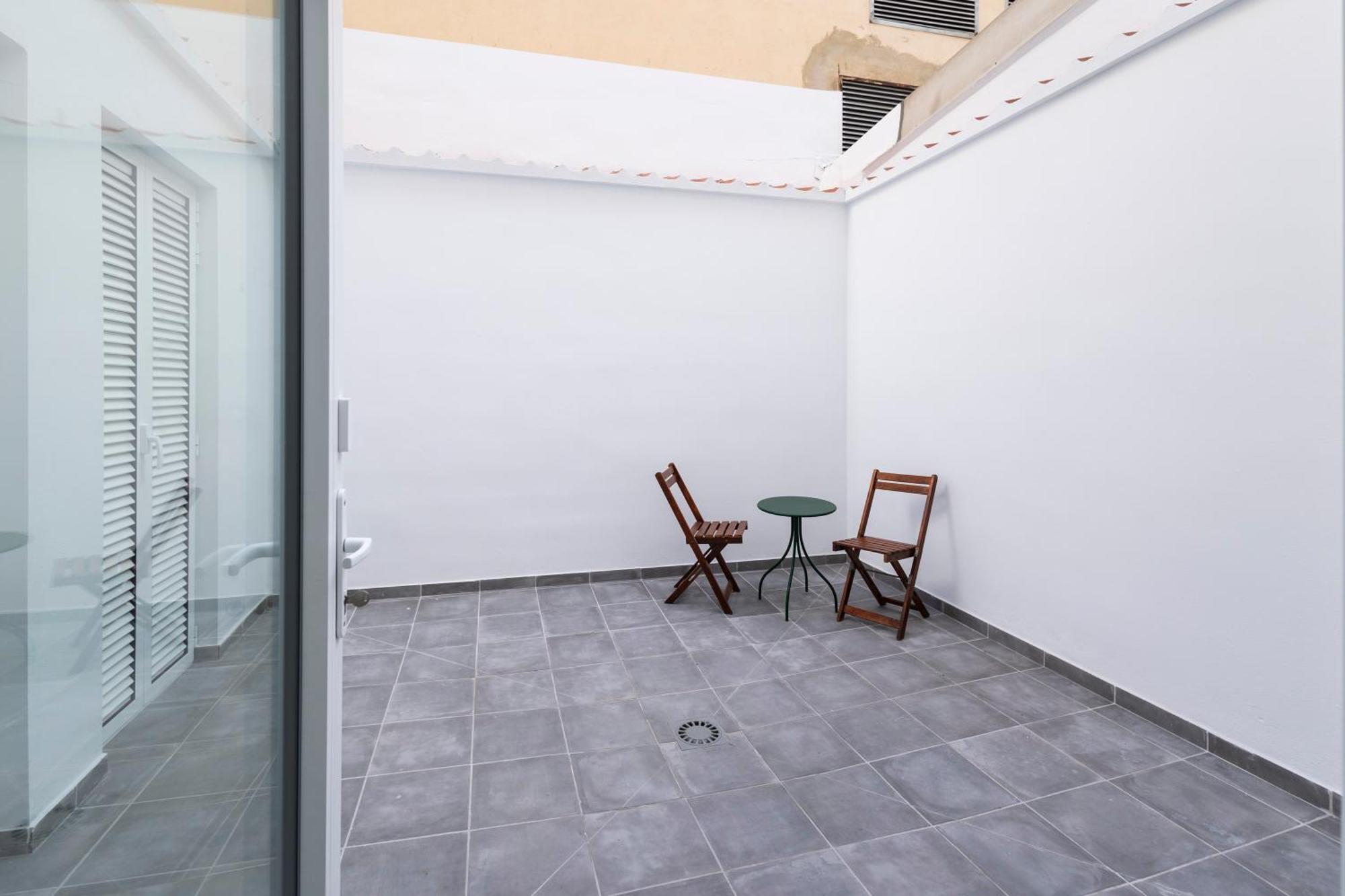 La Casa De La Pintora By Concept Flats Apartment