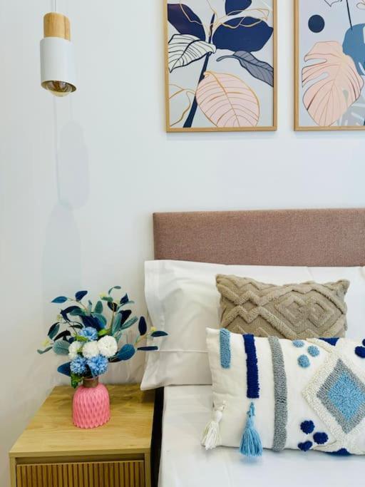 Color & Design Next To Russafa Soho Apartamento *