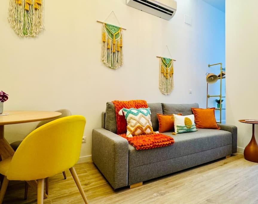 Color & Design Next To Russafa Soho * Valencia