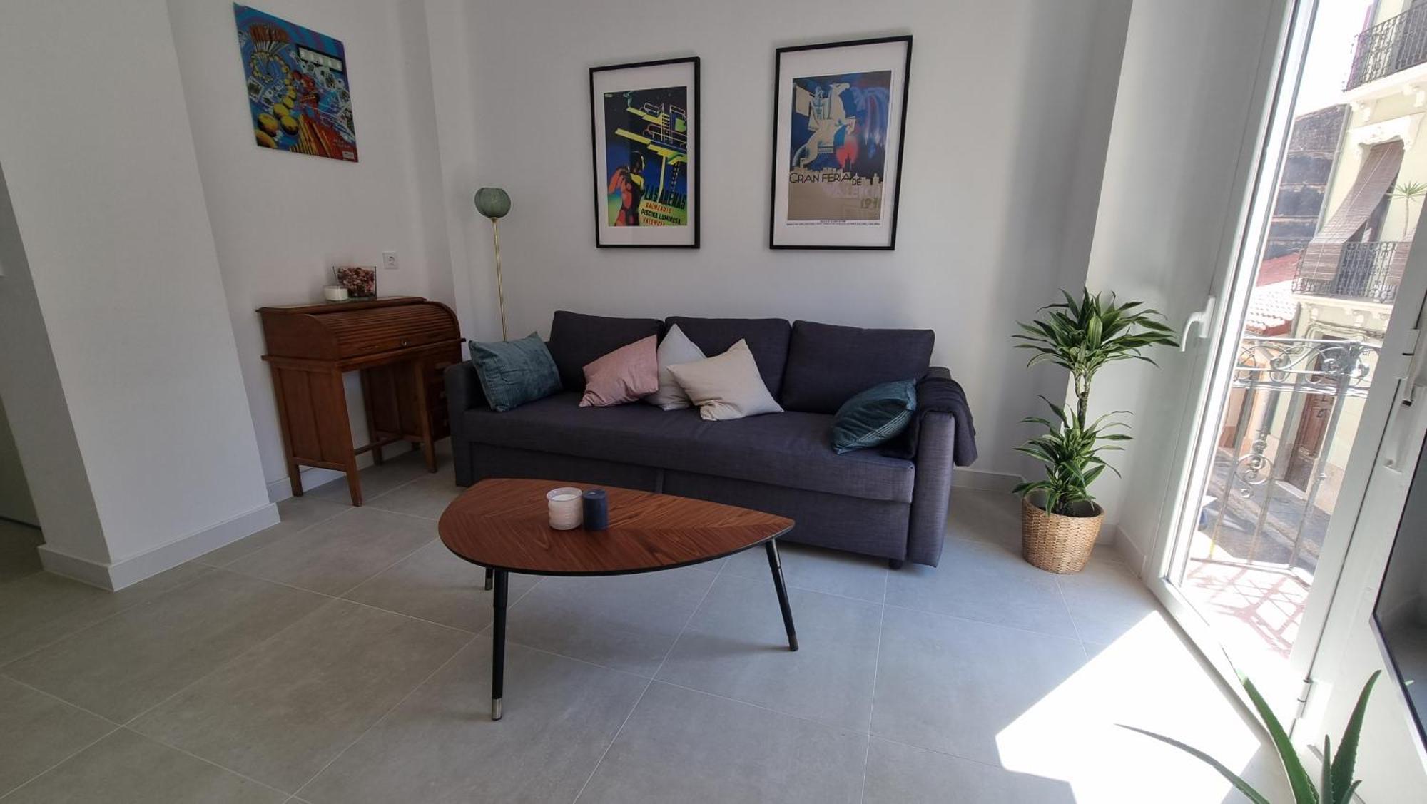 Romantic In The Heart Of Cabanyal Valencia