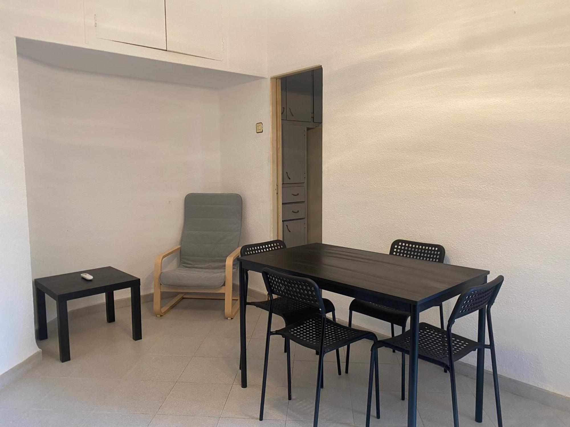 Habitación en casa particular Turia - Urban Centric & At Bruno Coliving *