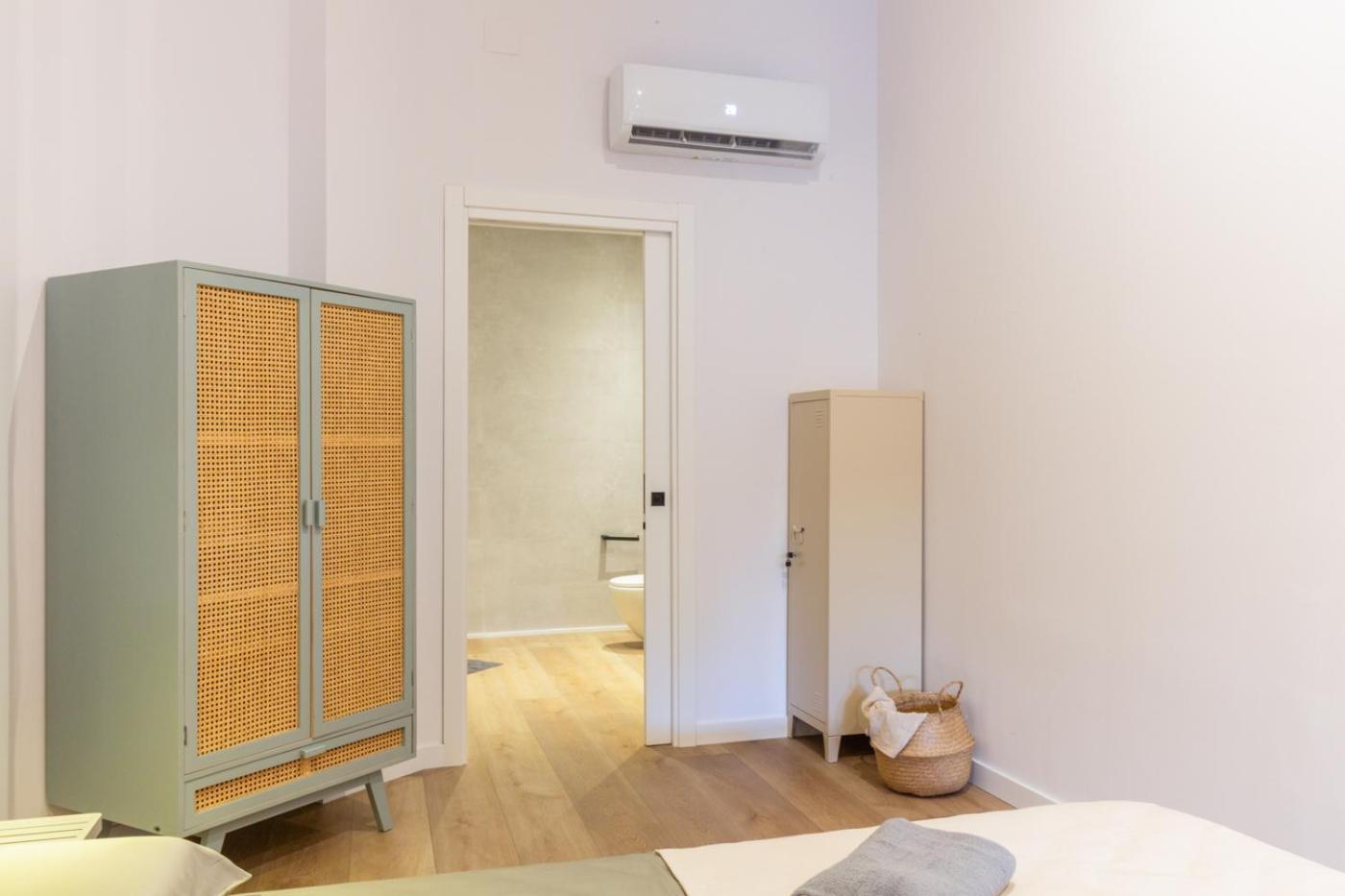 Apartment Mestalla Flats By Nomad Host