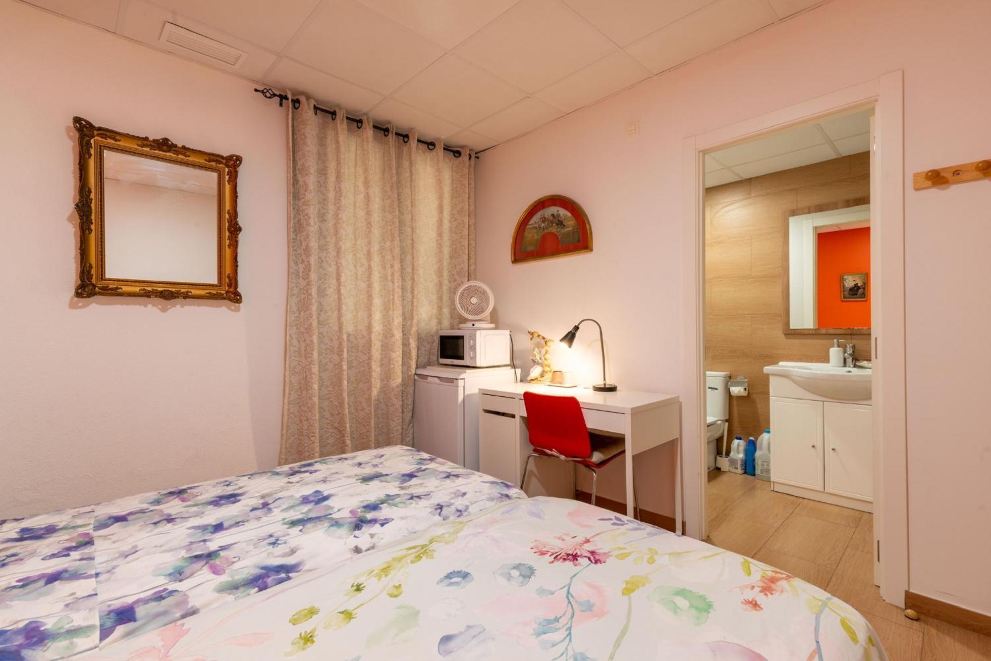 Mirador 2 Del Mercado - Con Bano Privado En El Centro De La Ciudad Vella Valencia