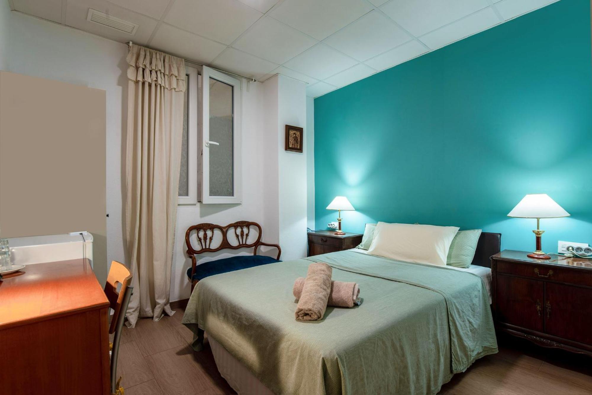 Habitación en casa particular Mirador 1 Del Mercado - Con Bano Privado En El Centro De La Ciudad Vella