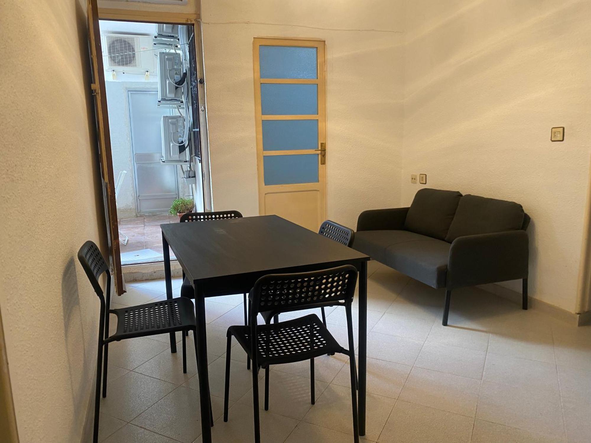 Habitación en casa particular Turia - Urban Centric & At Bruno Coliving