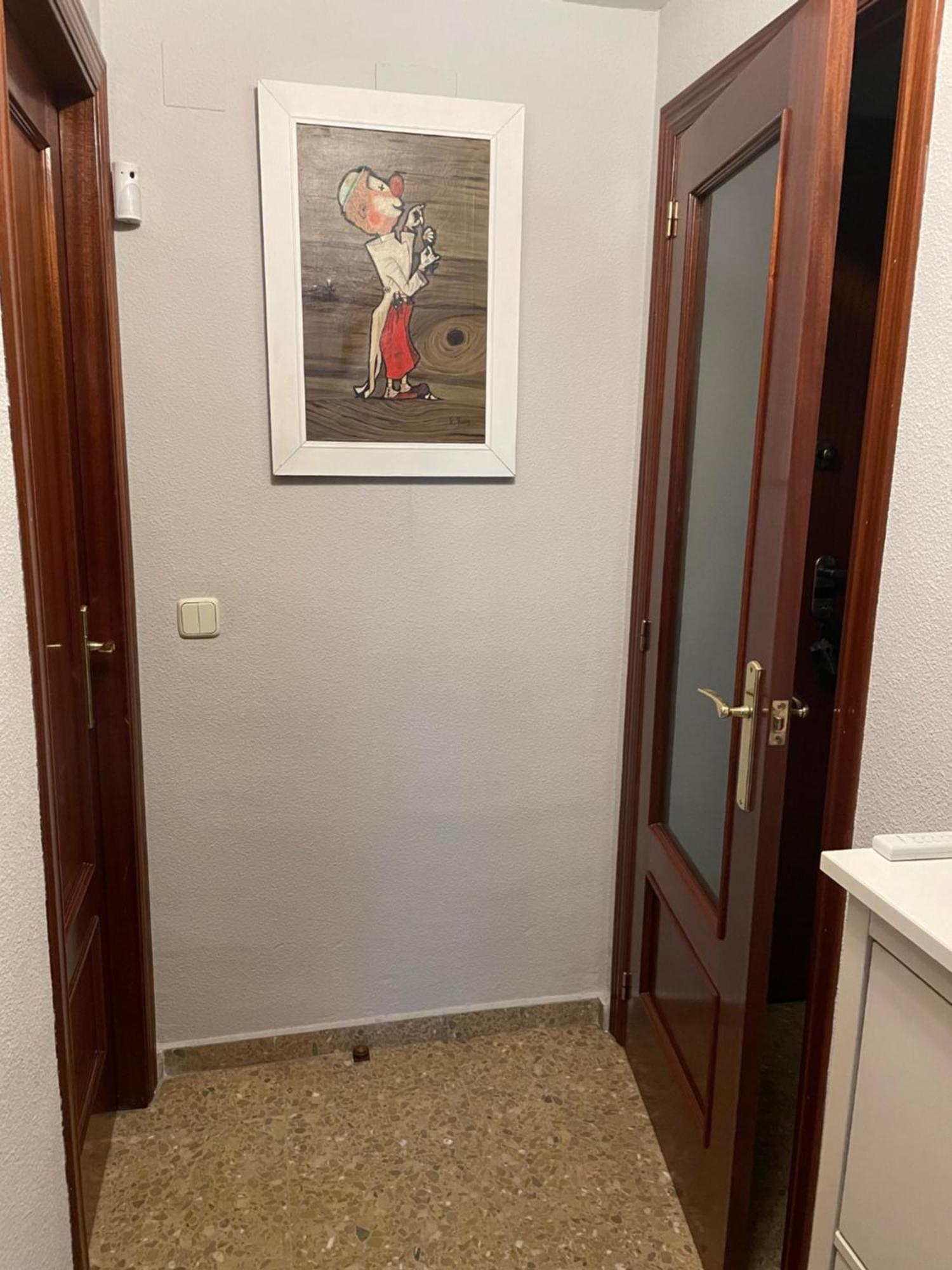 Chica En Vivienda Compartida Con Anfitrion Hombre Valencia