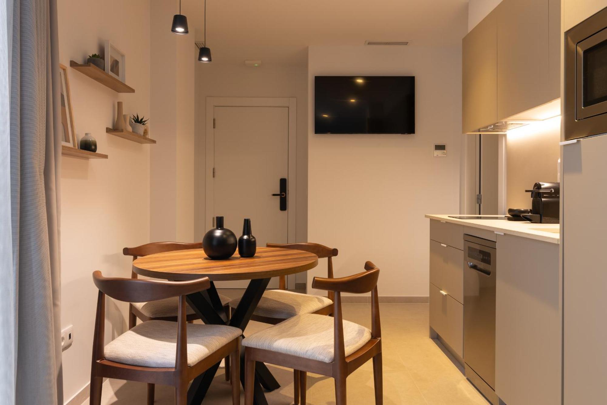 Dorm4you Arena Terraza 04 Aparthotel *