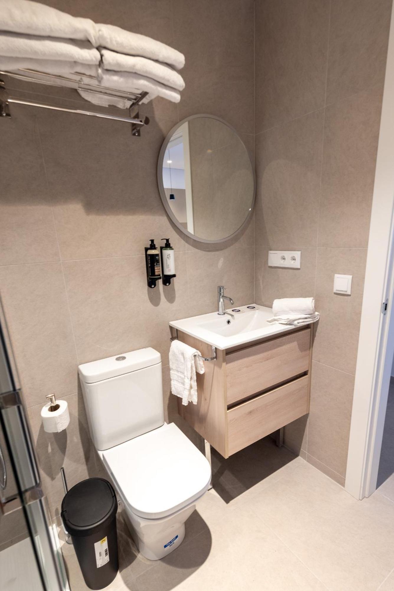 Apartahotel Dorm4you Arena Family 13 *