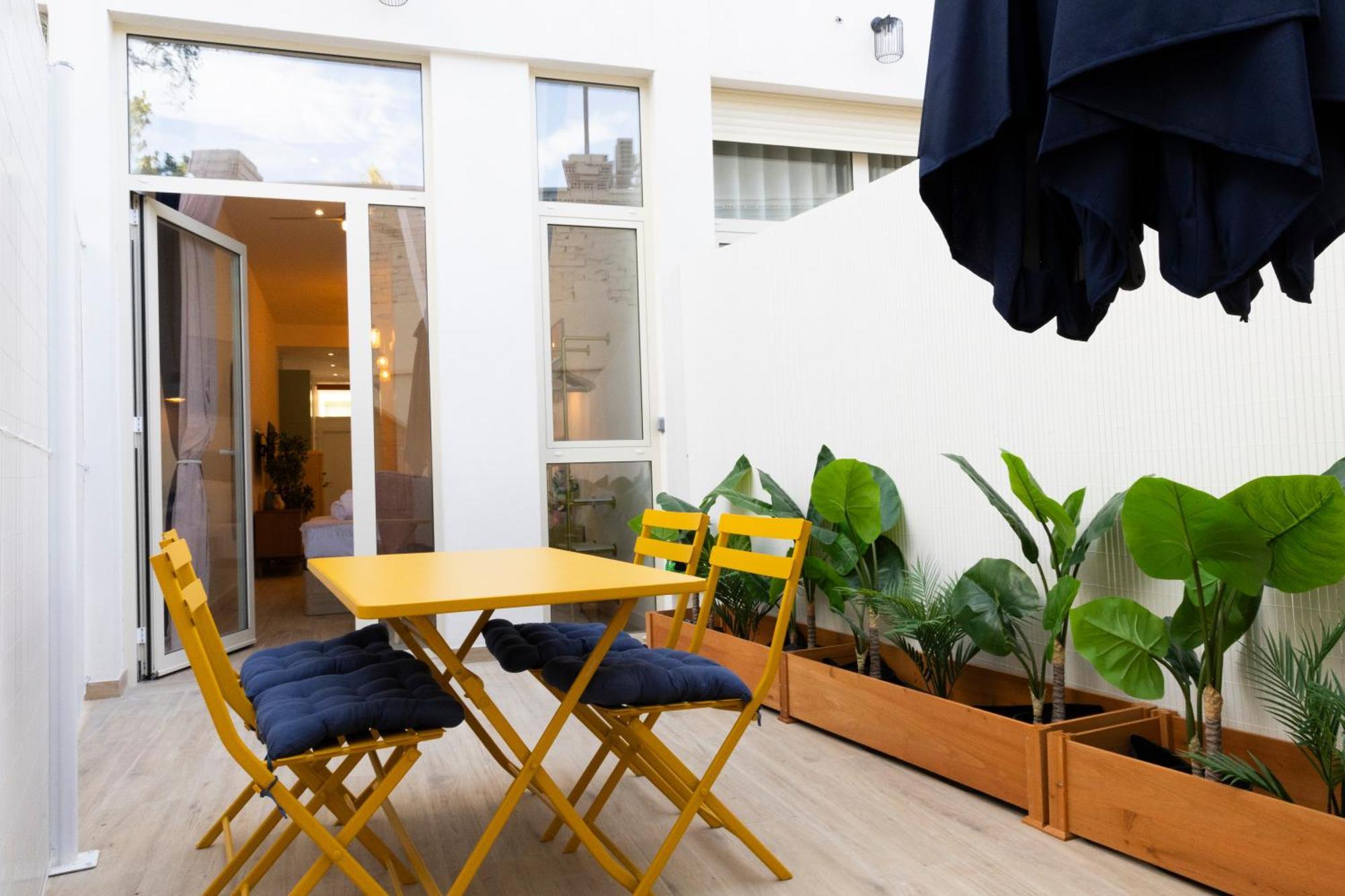 Color & Design Next To Russafa Soho Apartamento *