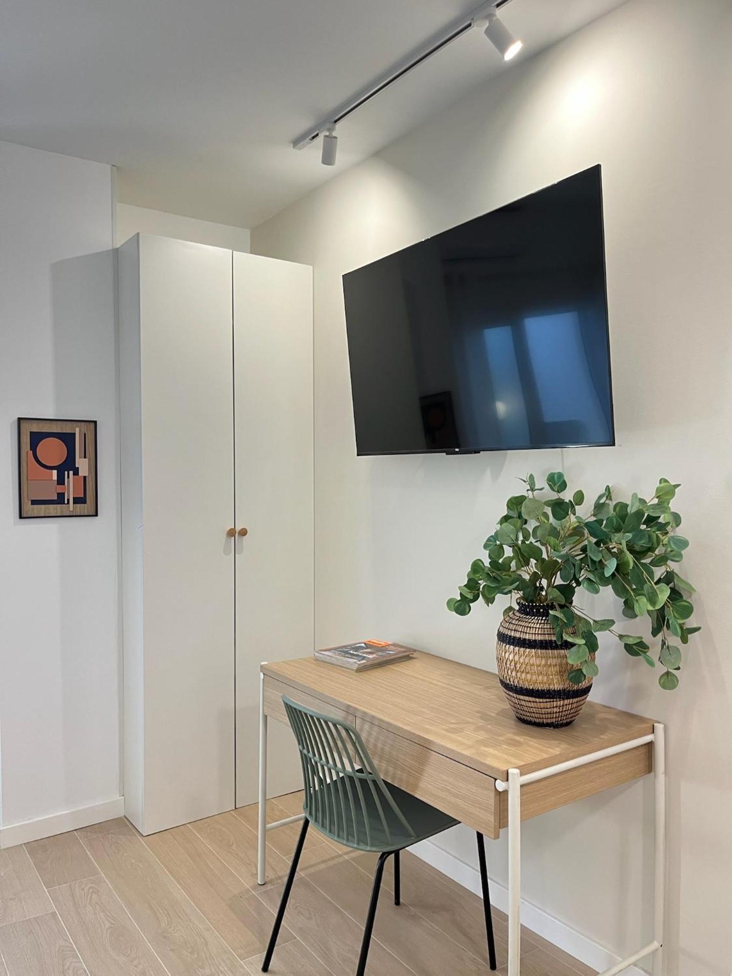 Apartamento Loft Con Wifi Lavadora Secadora Cama Agradable Muy Proximo Valencia