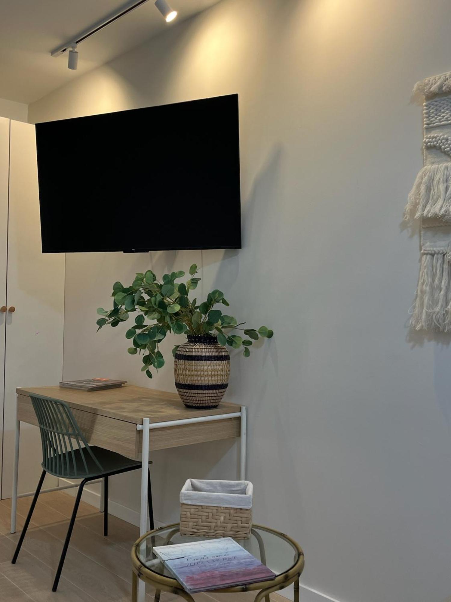 Apartamento Loft Con Wifi Lavadora Secadora Cama Agradable Muy Proximo Valencia