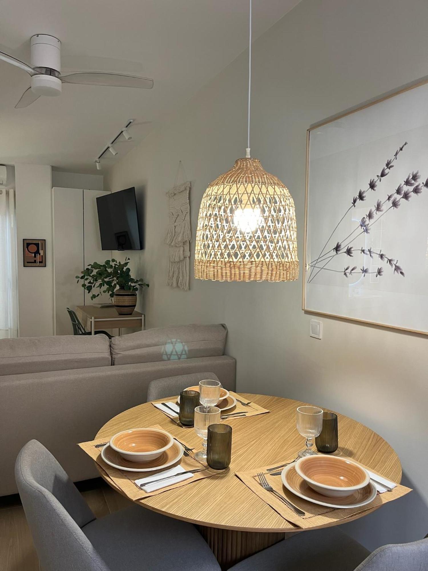 Apartamento Loft Con Wifi Lavadora Secadora Cama Agradable Muy Proximo *