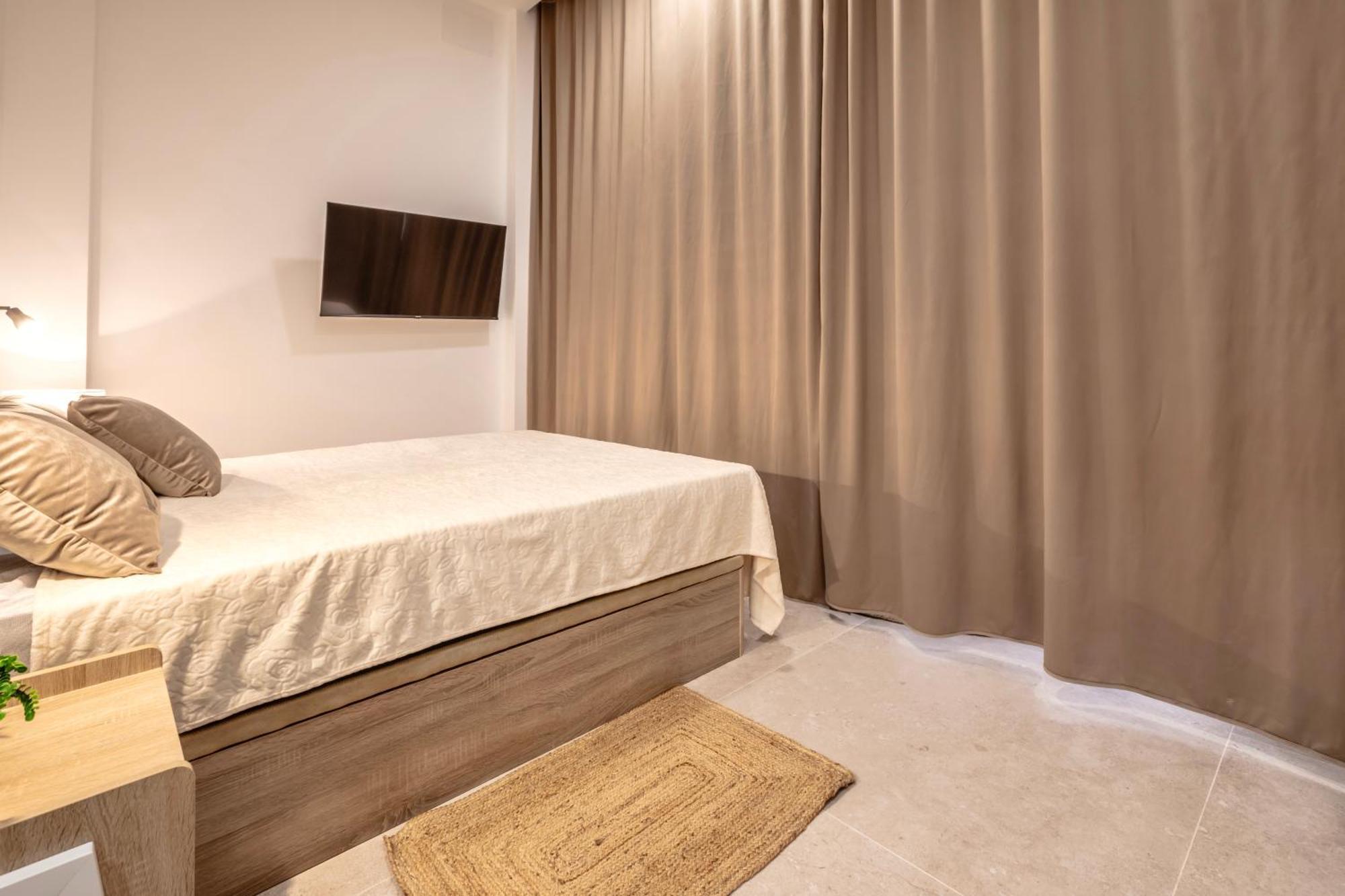Apartamento чудовий новий лофт поруч з містом наук