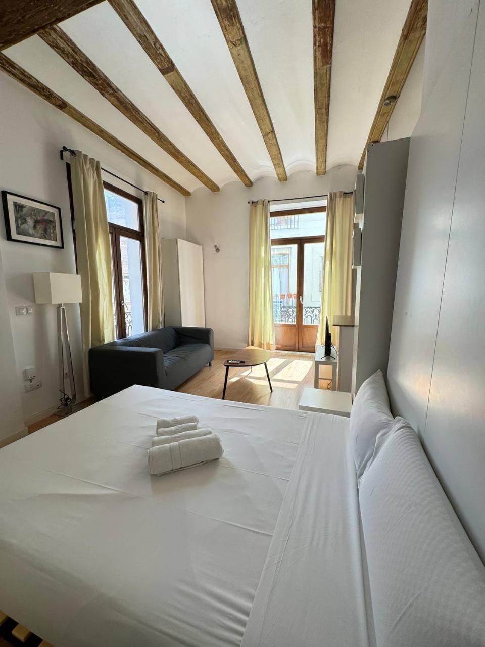 Apartamento Estudio Plaza De La Reina *