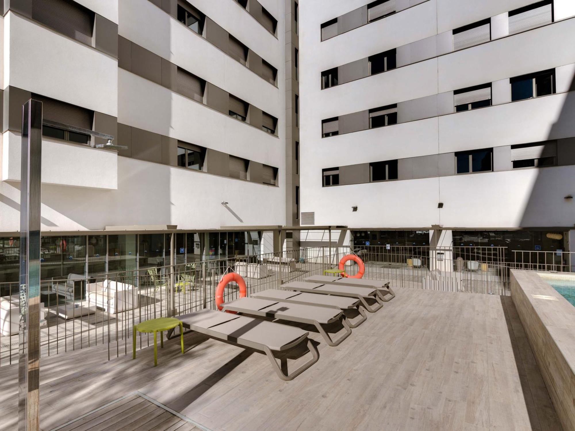 Livensa Living Marina Real Valencia