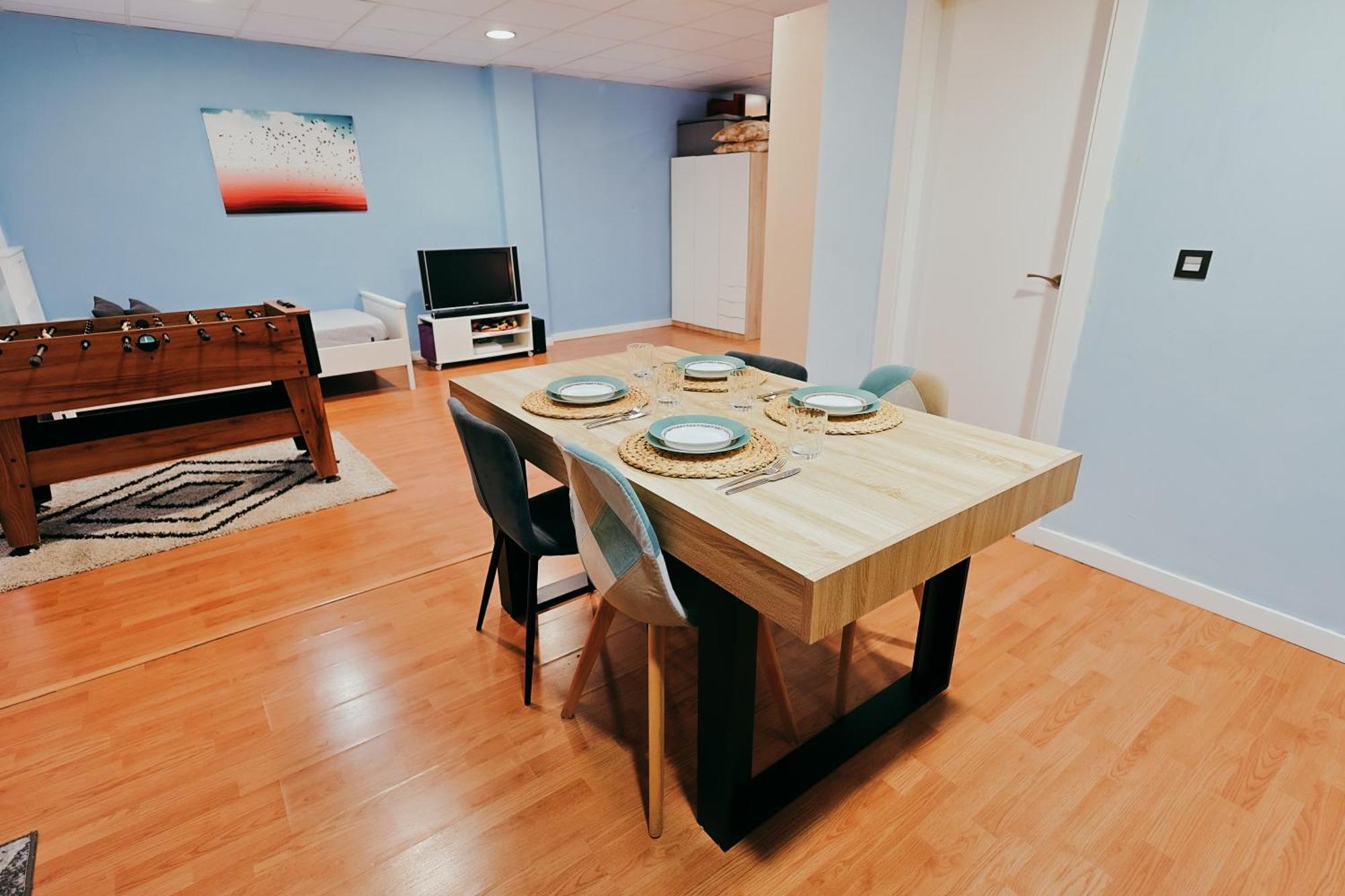 Fun Apt, Of Arts, Soccer Table, Chillout *