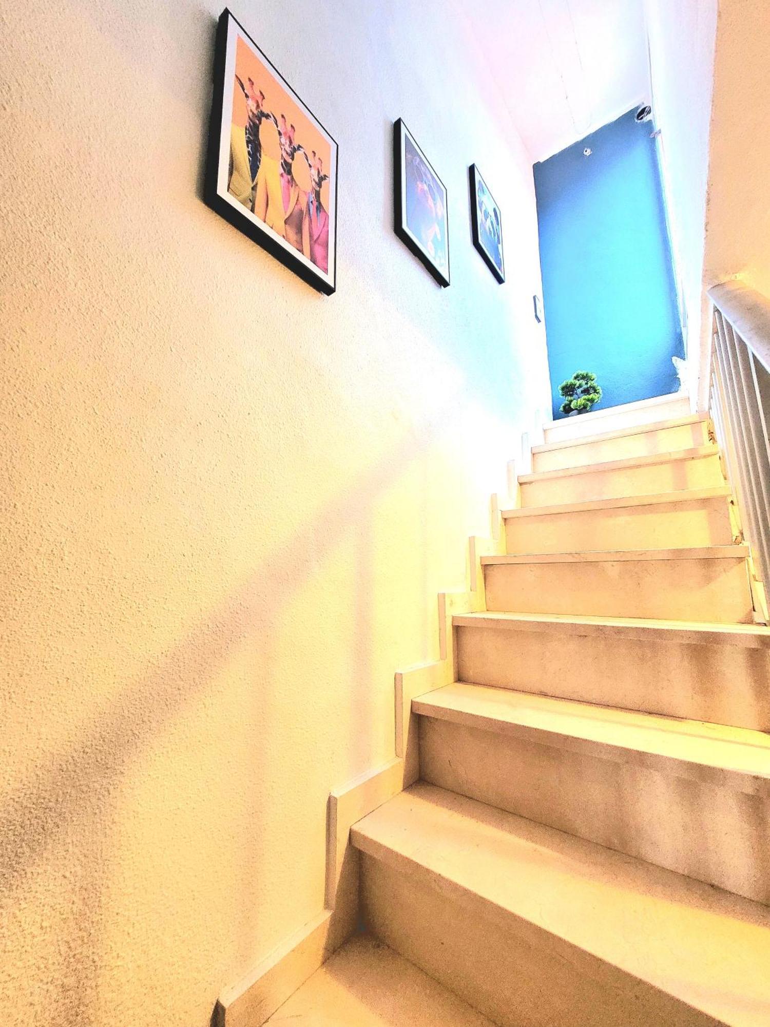 Montevistas Retreat- Cycling, Hiking, Relaxation, 25 Minutes Villa Valencia