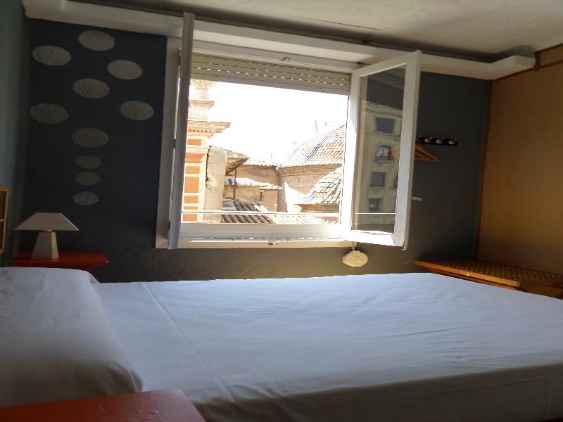 Hostal Russafa Youth *