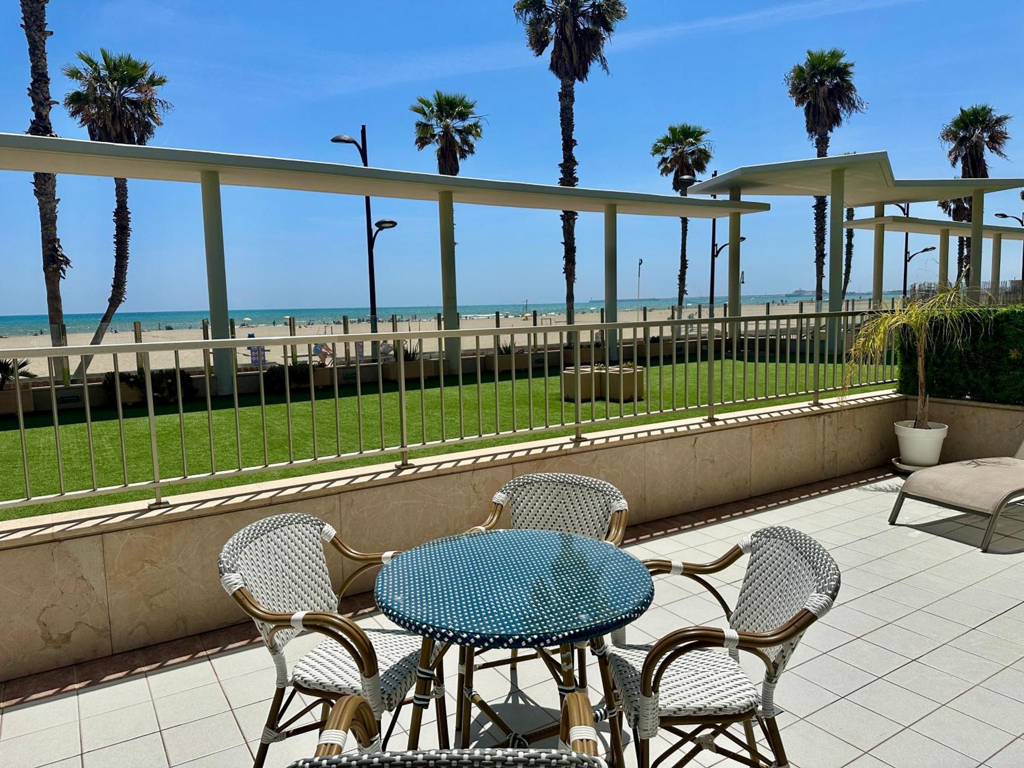 Reinapart Patacona Beachfront Seaview Apartamento