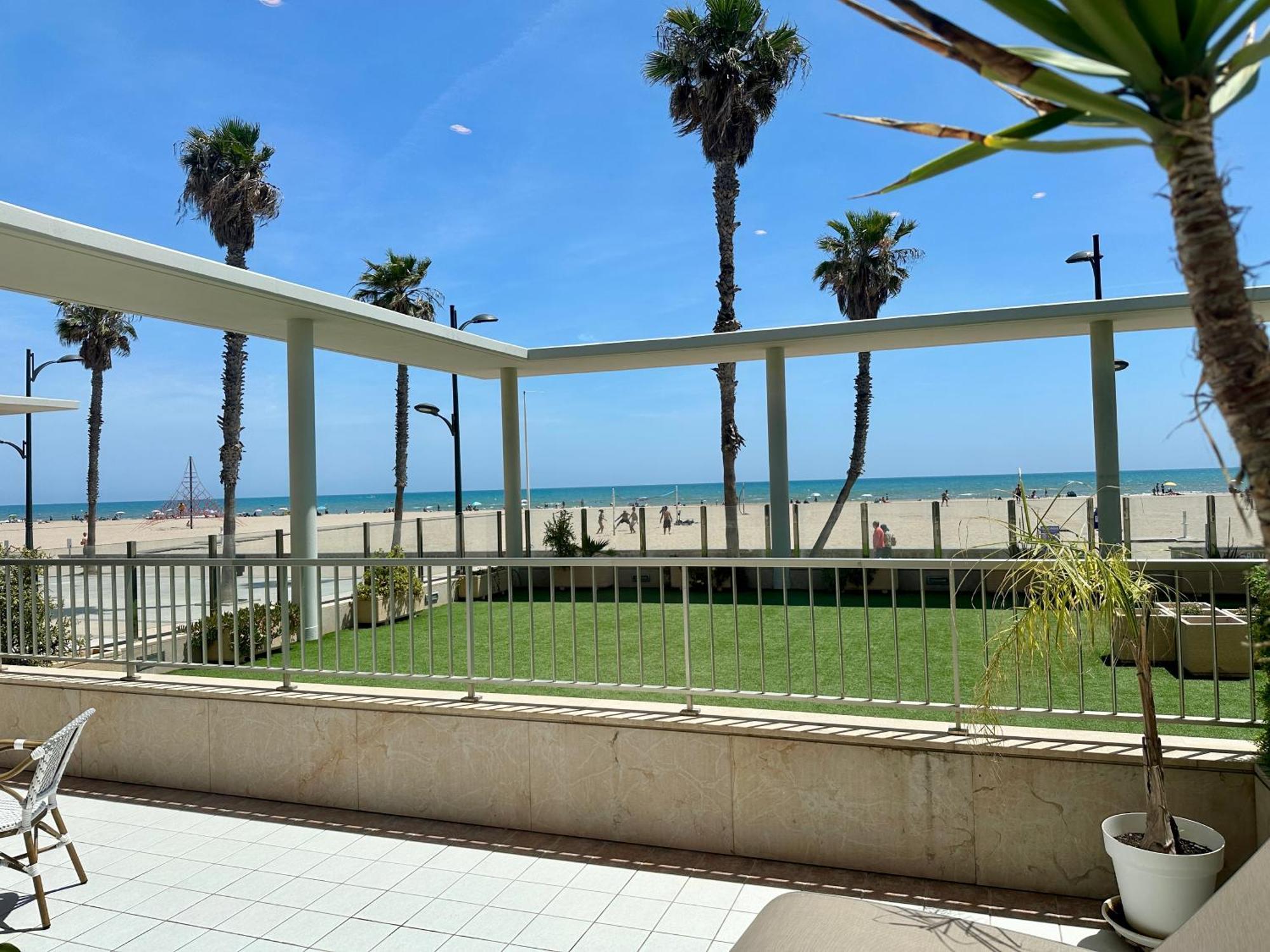 Apartamento Reinapart Patacona Beachfront Seaview