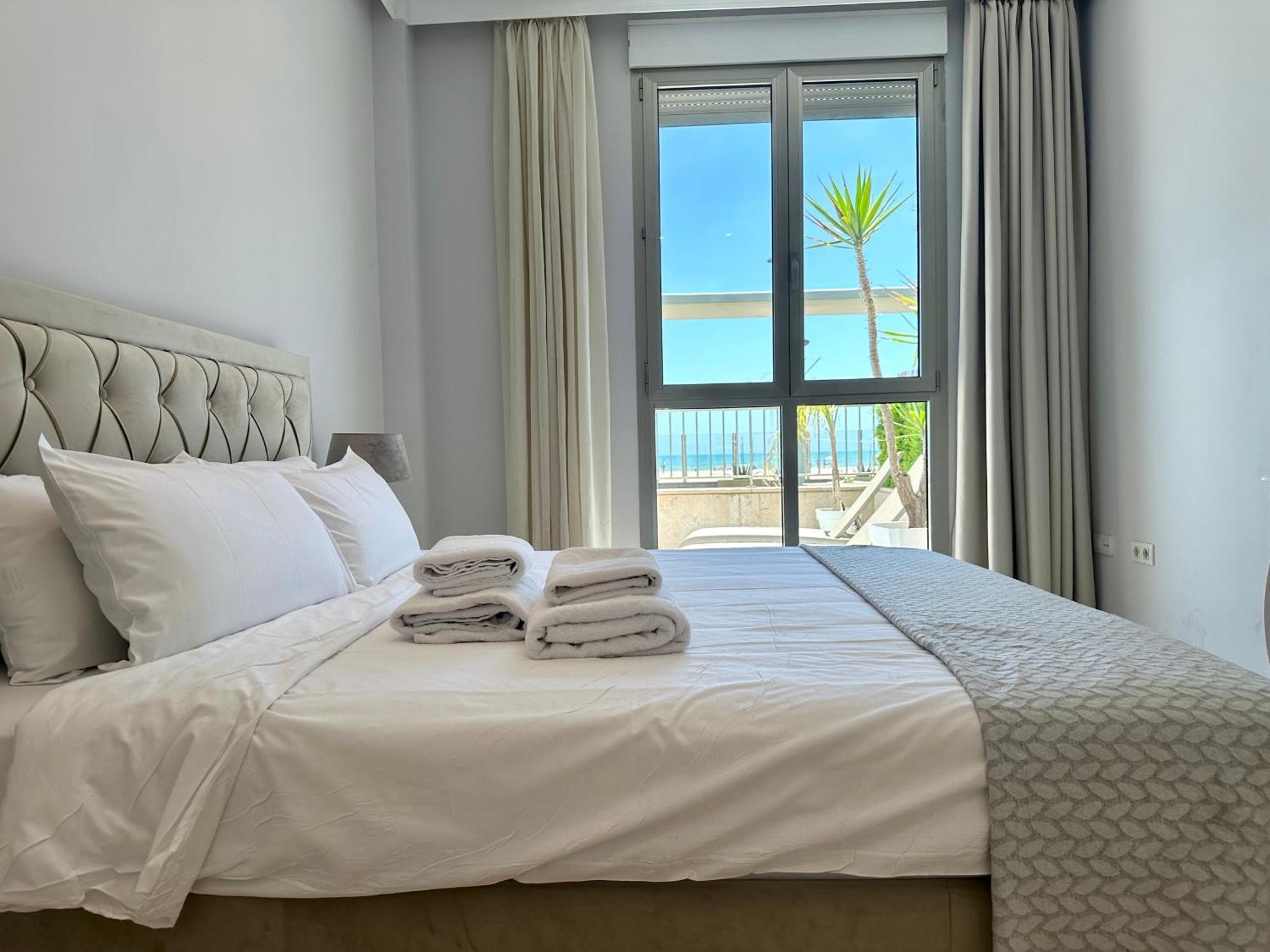 Reinapart Patacona Beachfront Seaview *