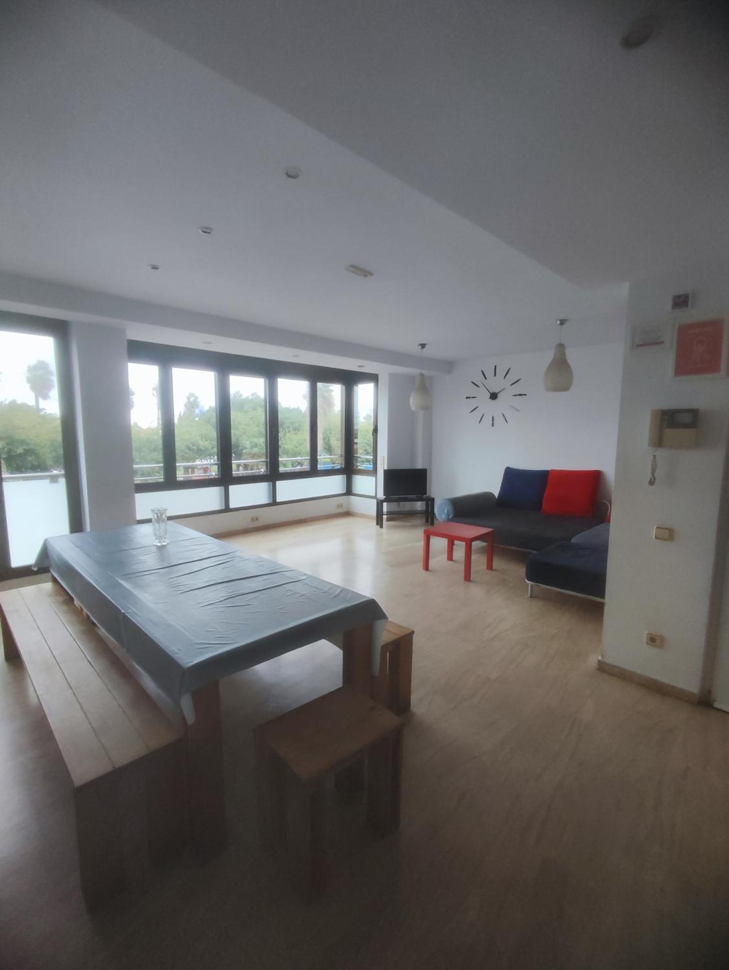 Close To The Sea Large 170 M2 Apartmentbikes Valencia
