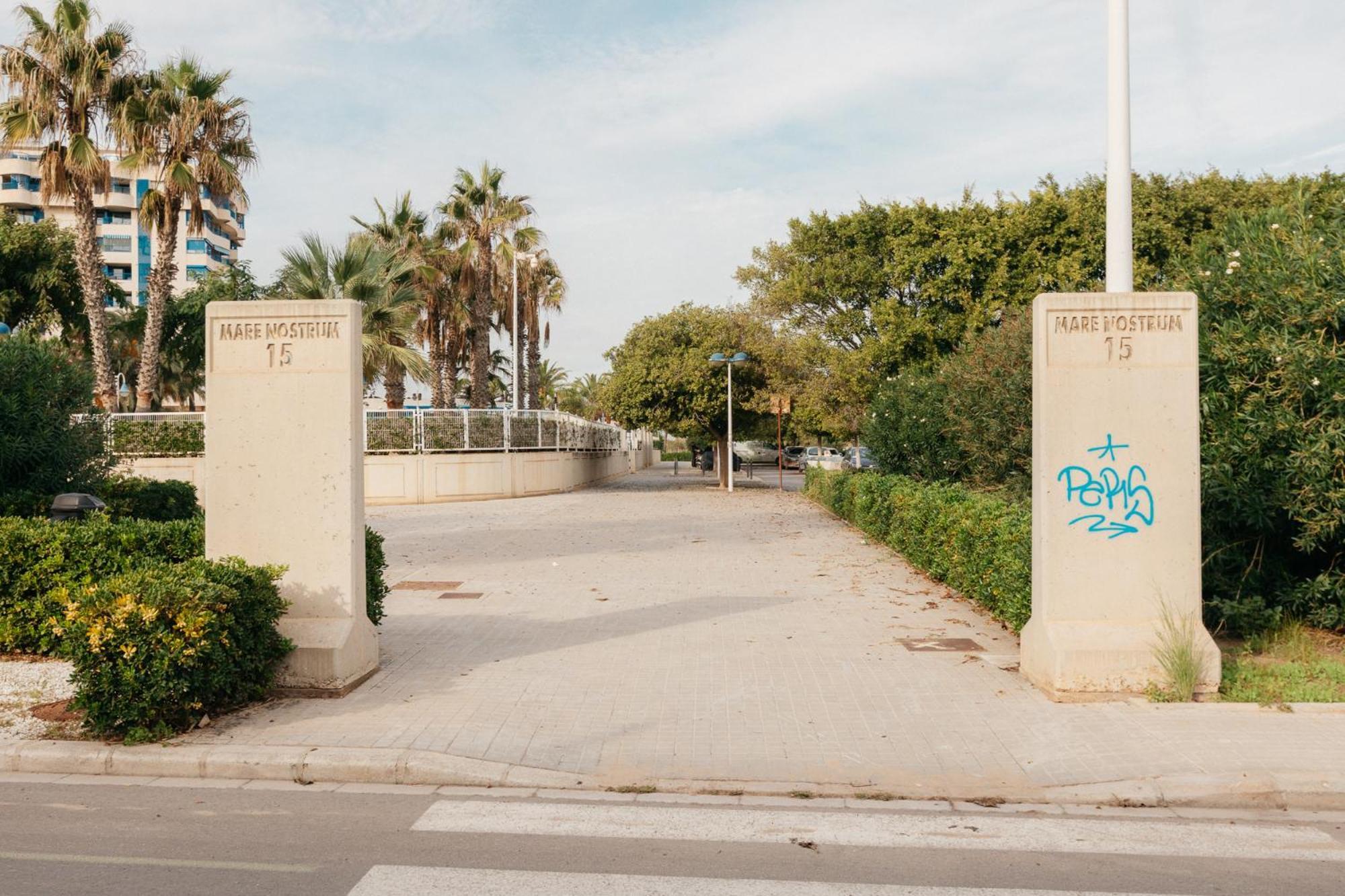 Resort Beach Valencia Apartamento *