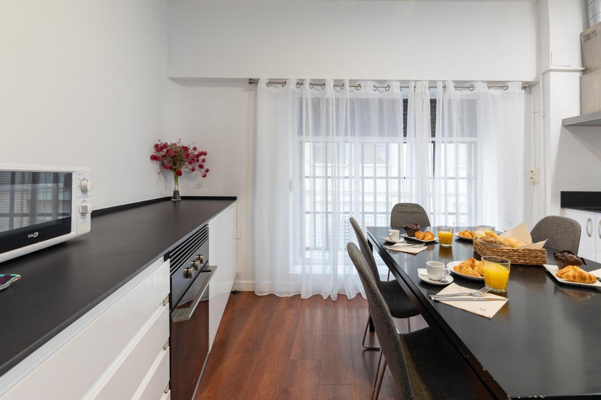 Travel Habitat Teatro Principal Apartment Valencia