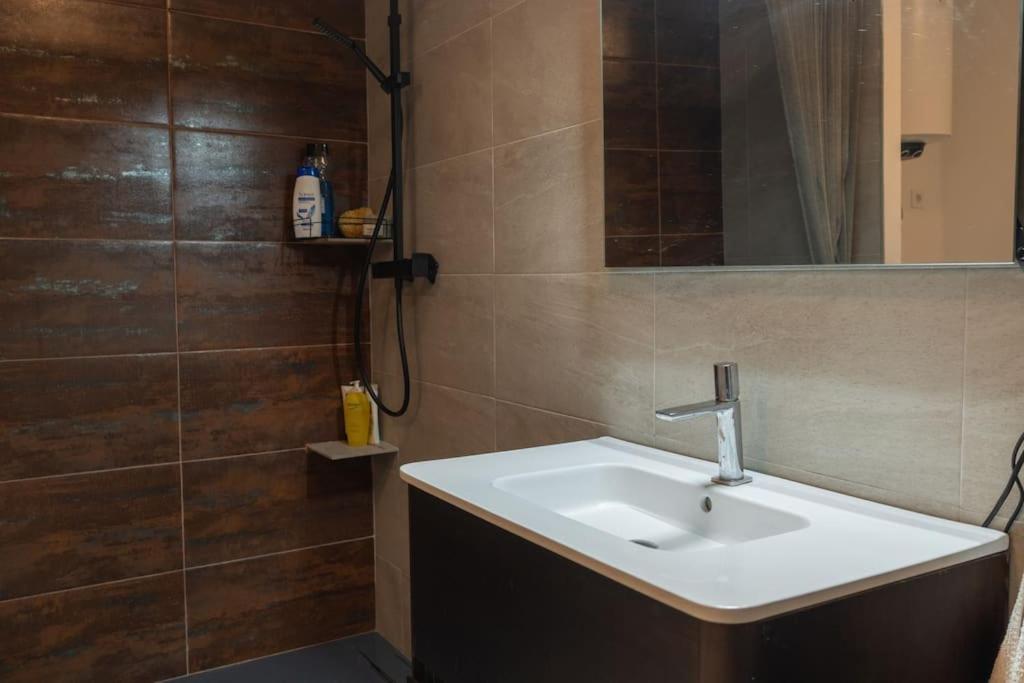 Apartamento Conectado Y Moderno, Ven A Vlc!