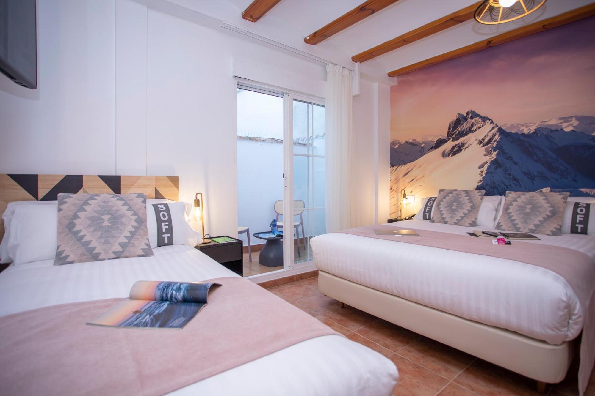 Casual Natura Hotel *