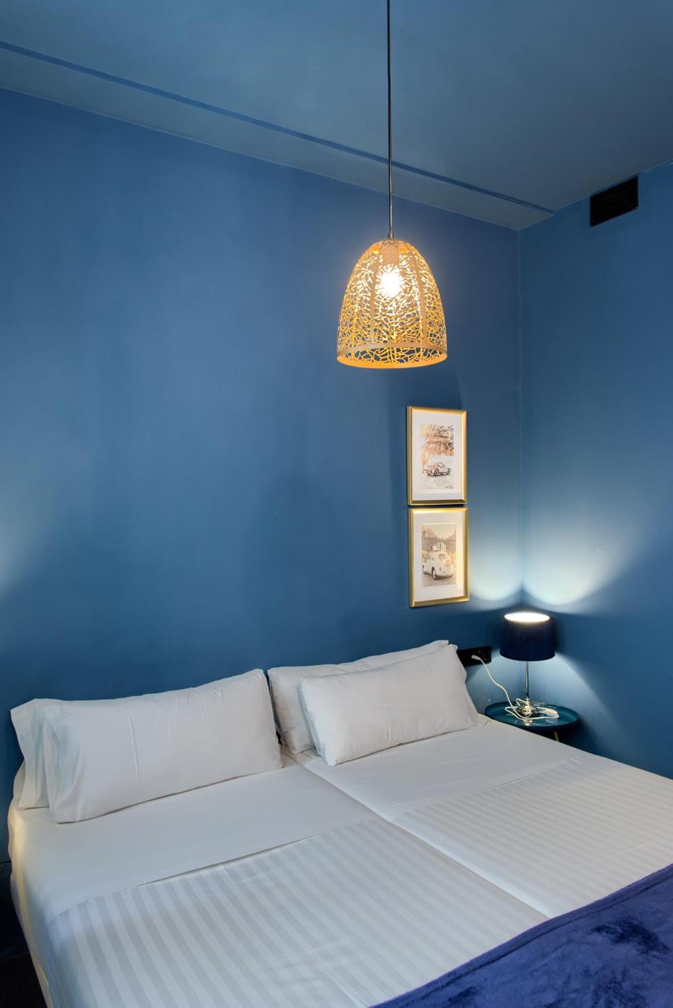 Hografic Hotel 2*
