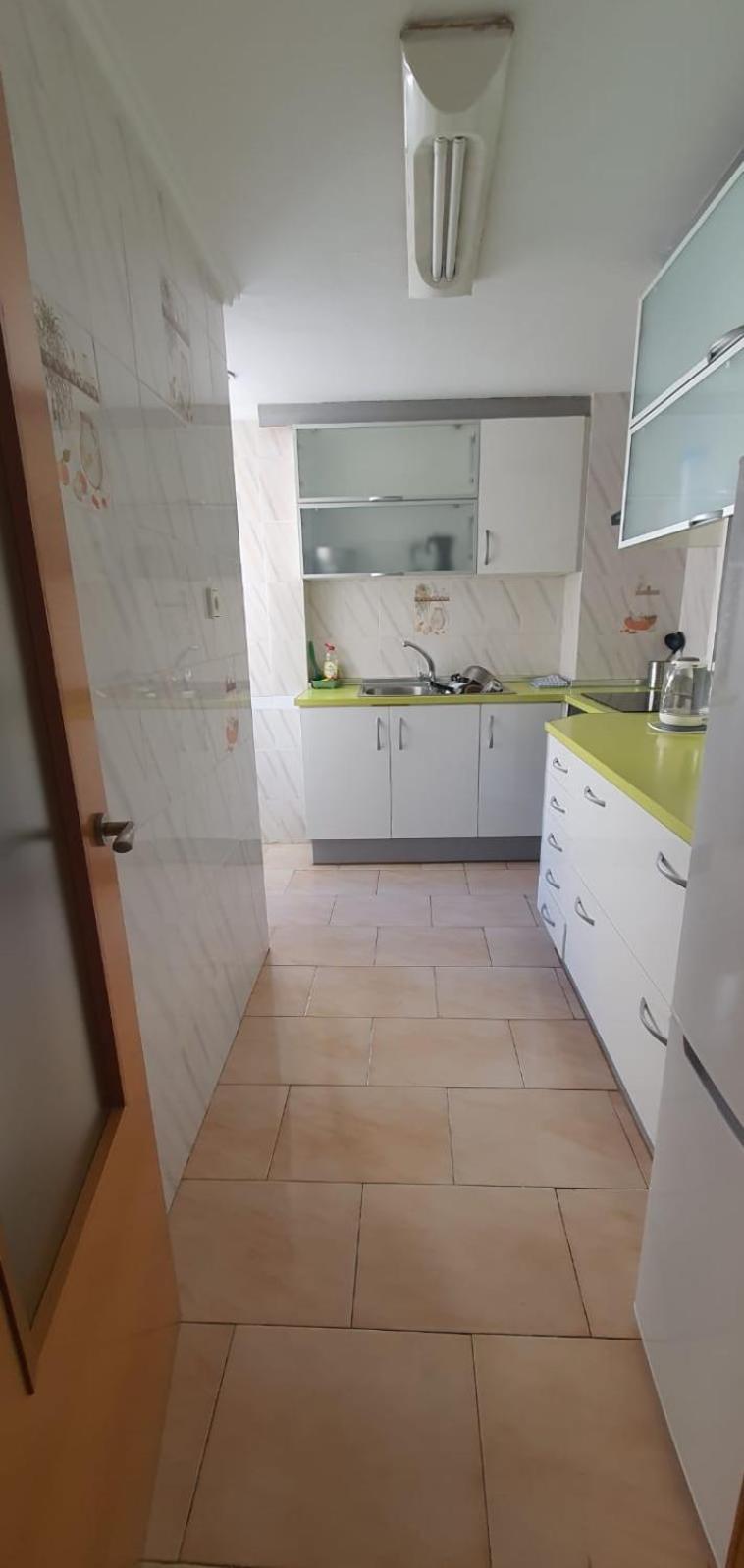 Individual En Vivienda Compartir Recien Reformada * Valencia