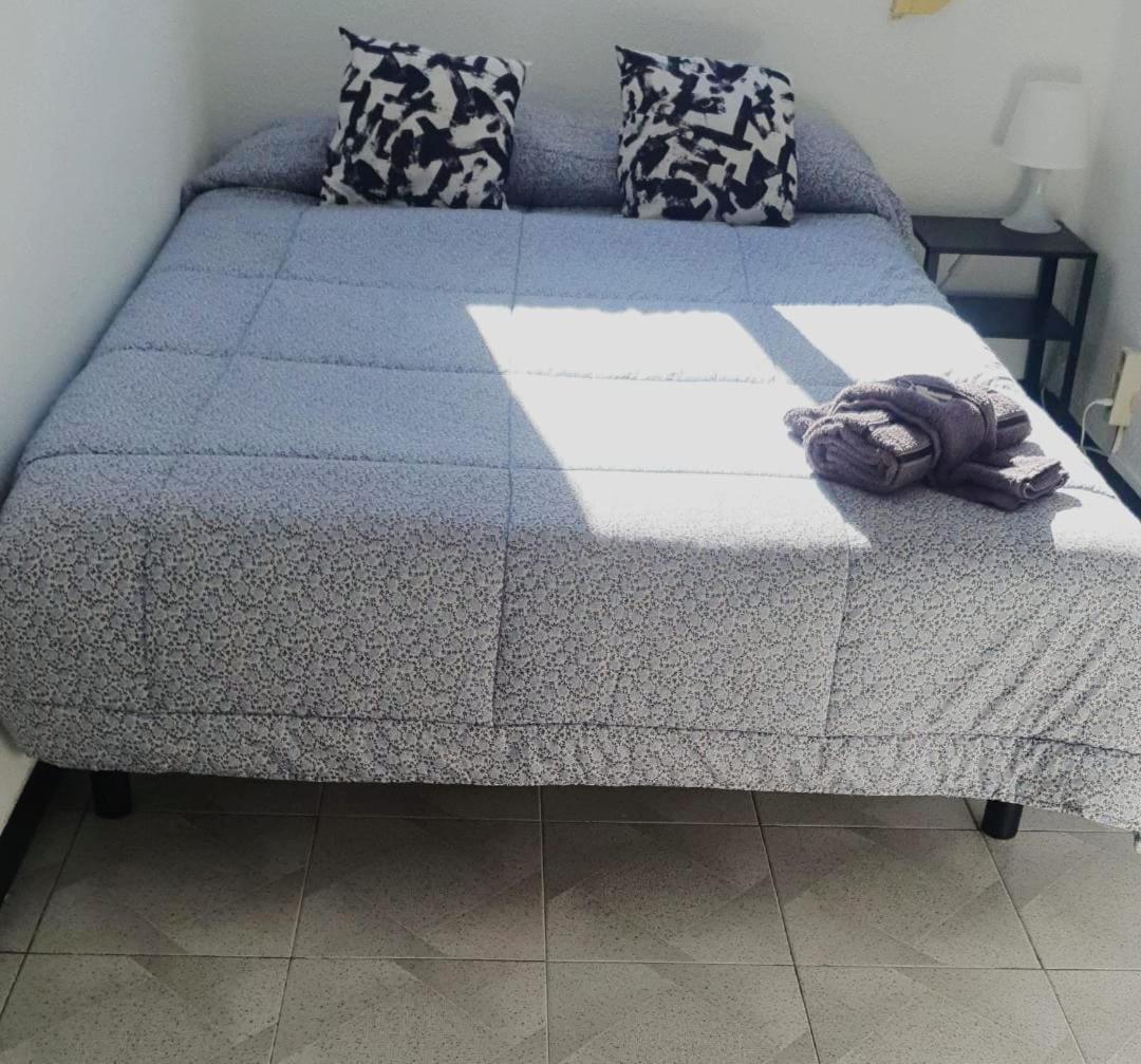 Habitación en casa particular Individual En Vivienda Compartir Recien Reformada *