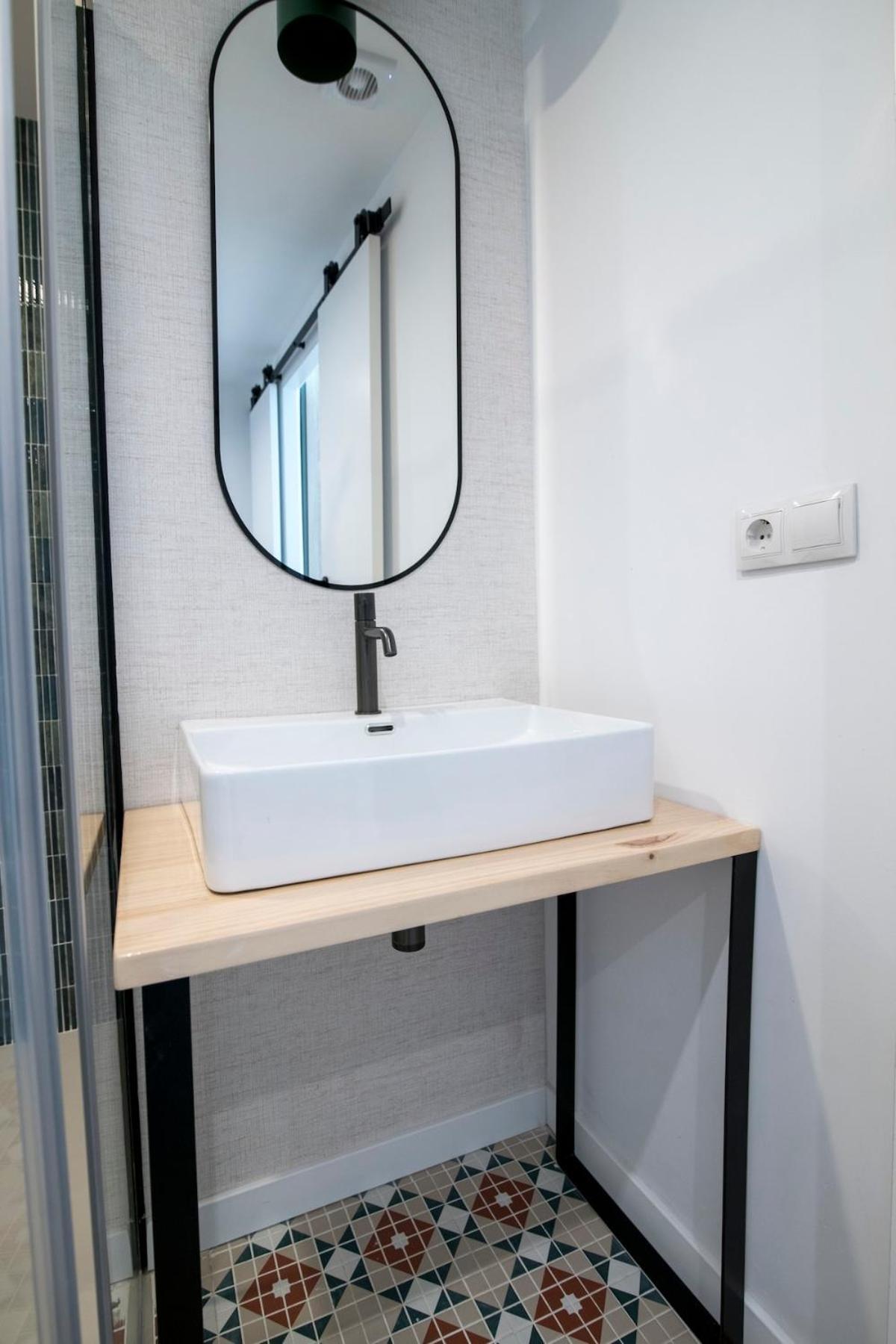 Comodo Estudio En Apartamento *