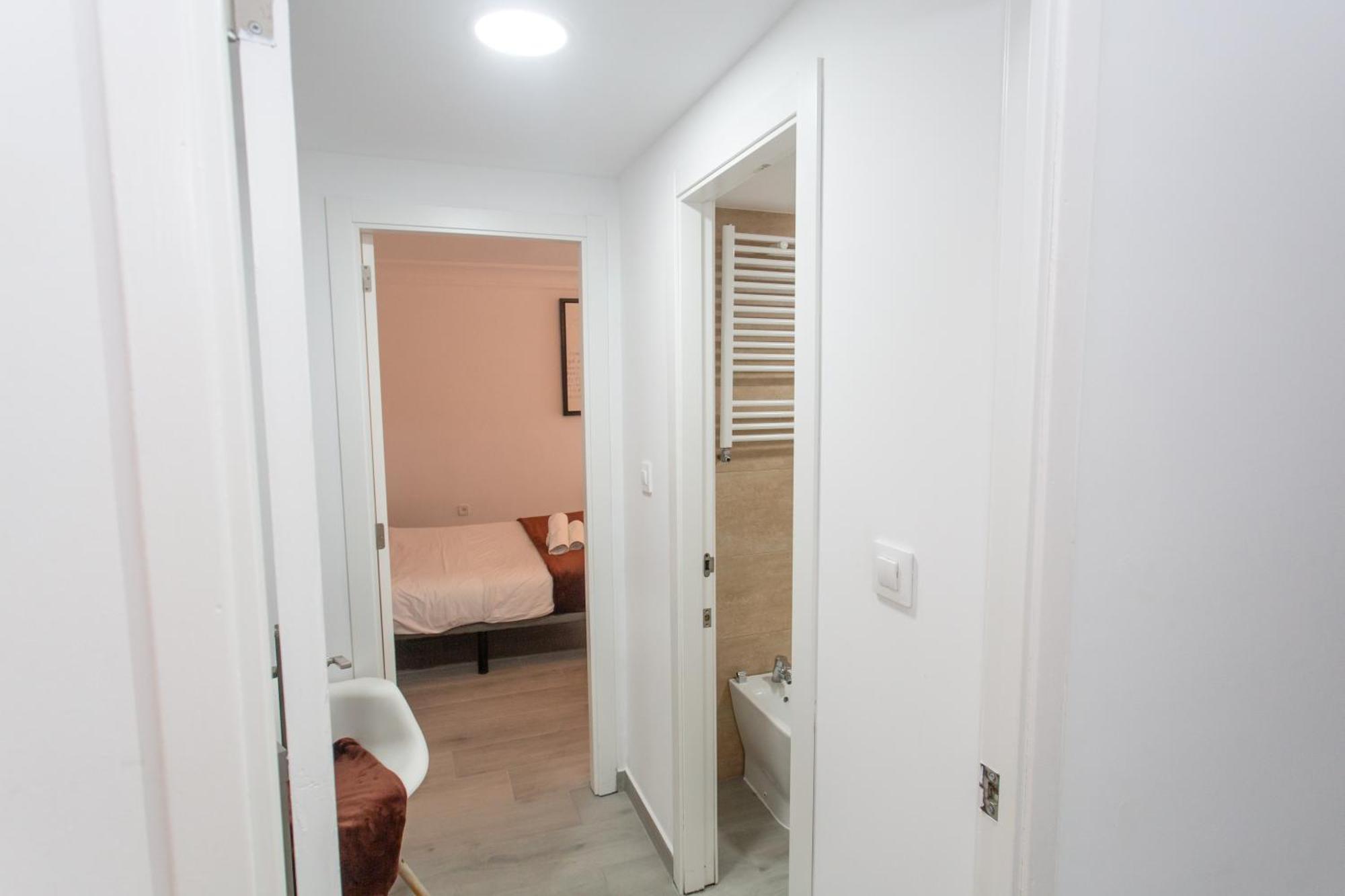 Apartamento Tranquilo En Plaza Cisneros *