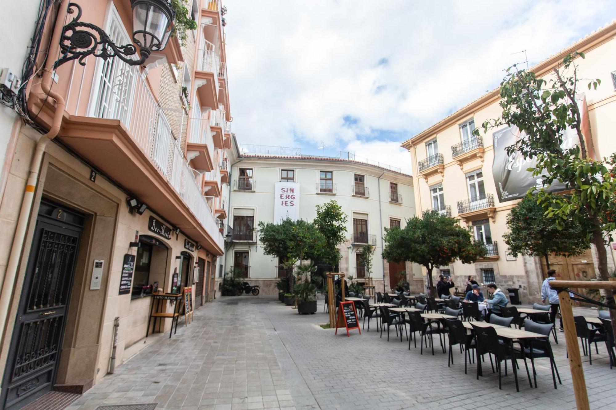 Tranquilo En Plaza Cisneros Apartamento