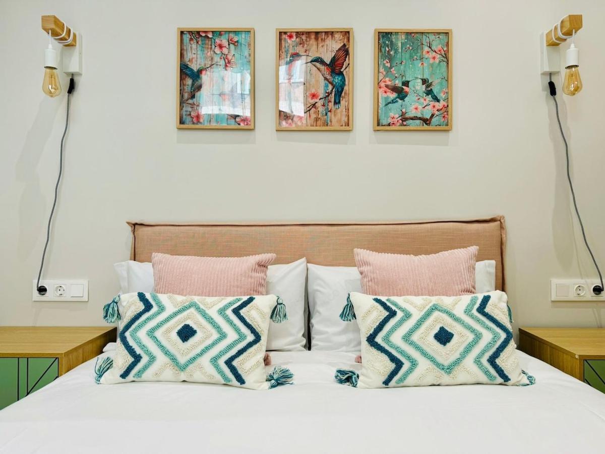 Bright & Stylish Flat Close To Center