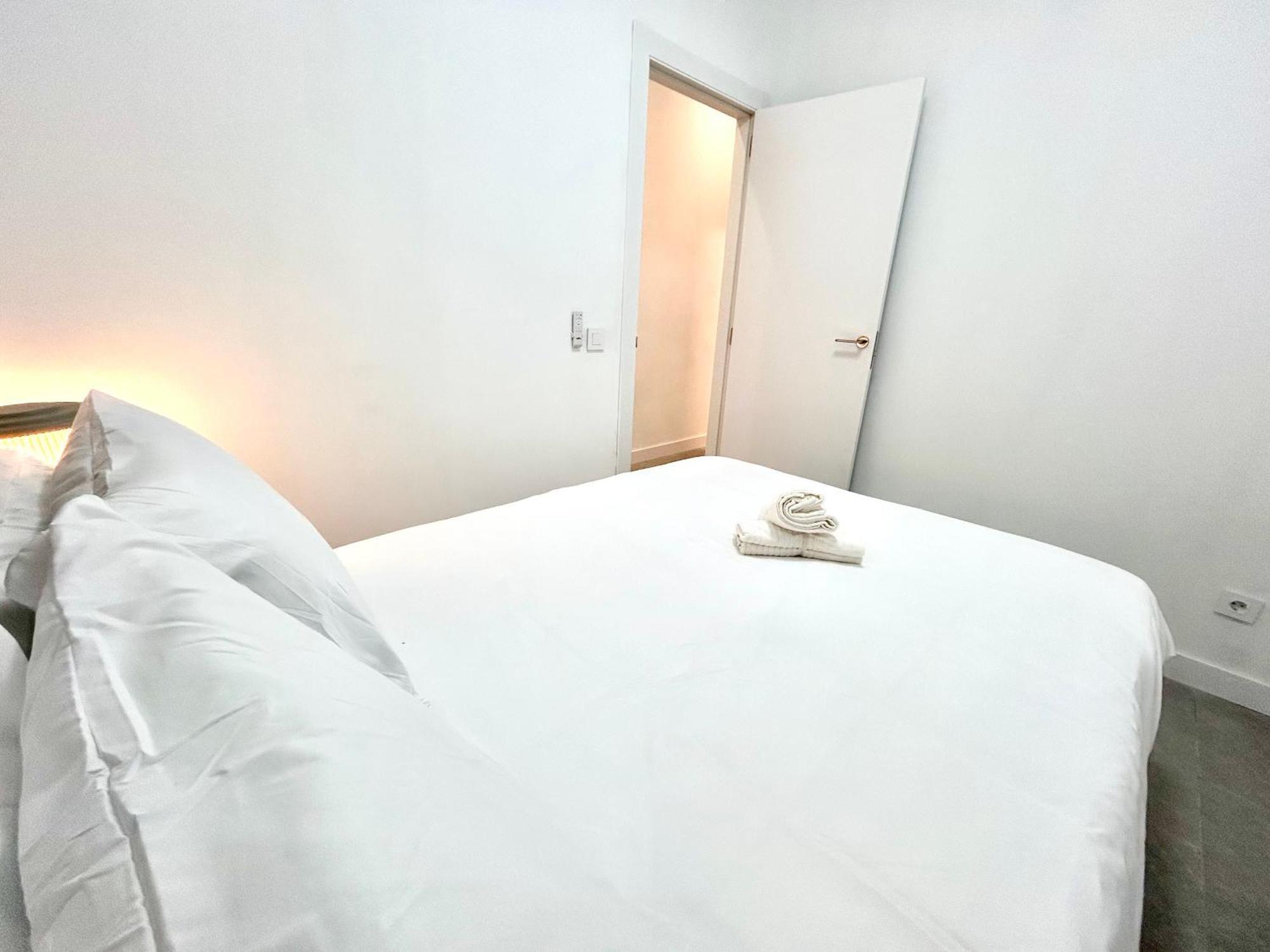 Comfort Near Metro, 2 Bed, 1 Bath Apartamento *