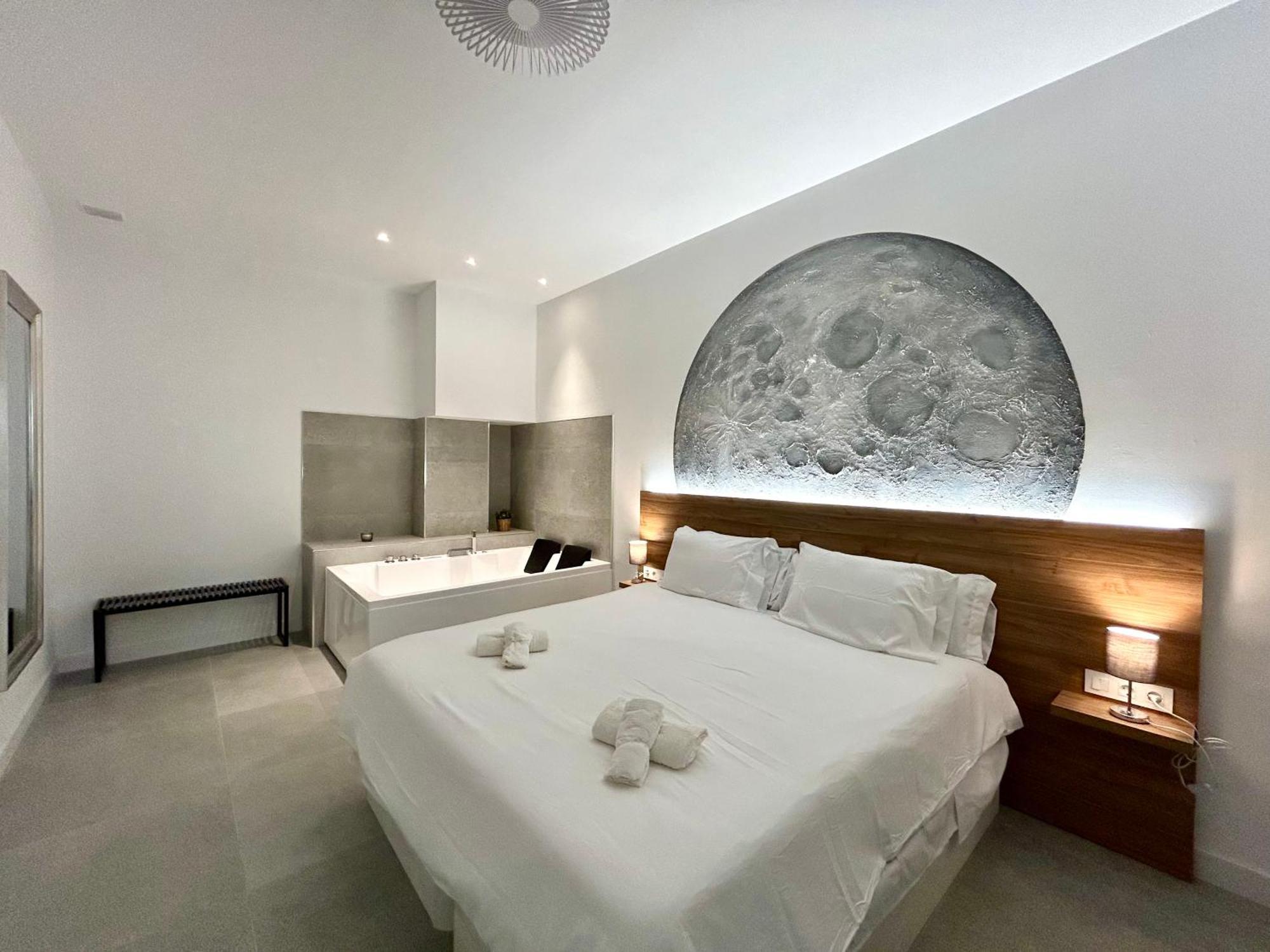 Getaway - Jacuzzi, Space & Comfort
