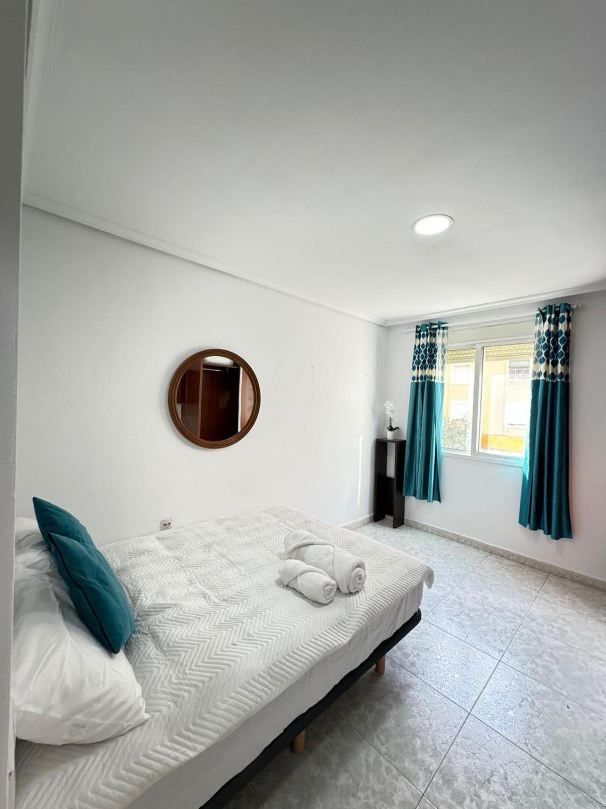 Grande Privada Habitación en casa particular